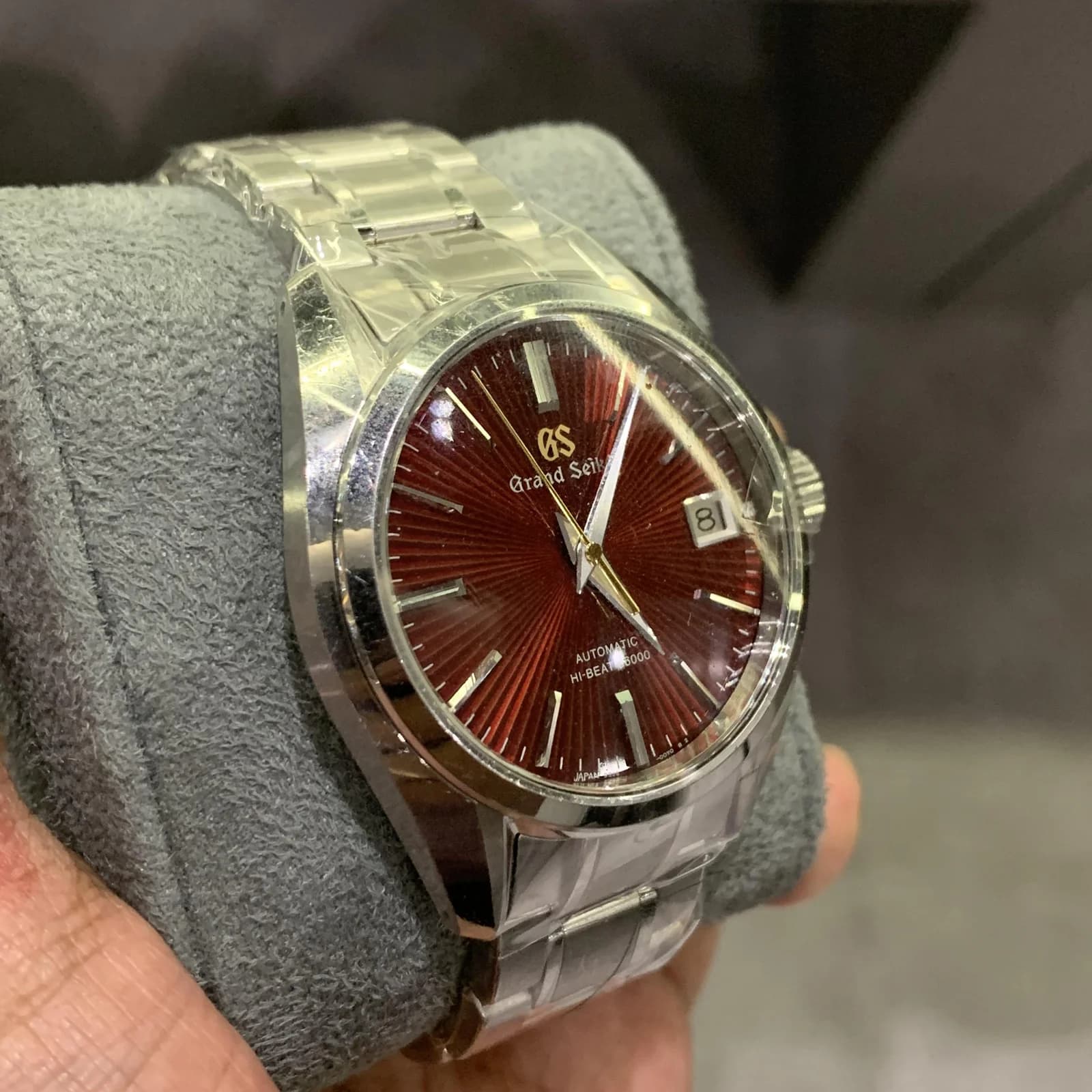 Thumb Hi-Beat Asia Pacific Red Fuji SBGH327