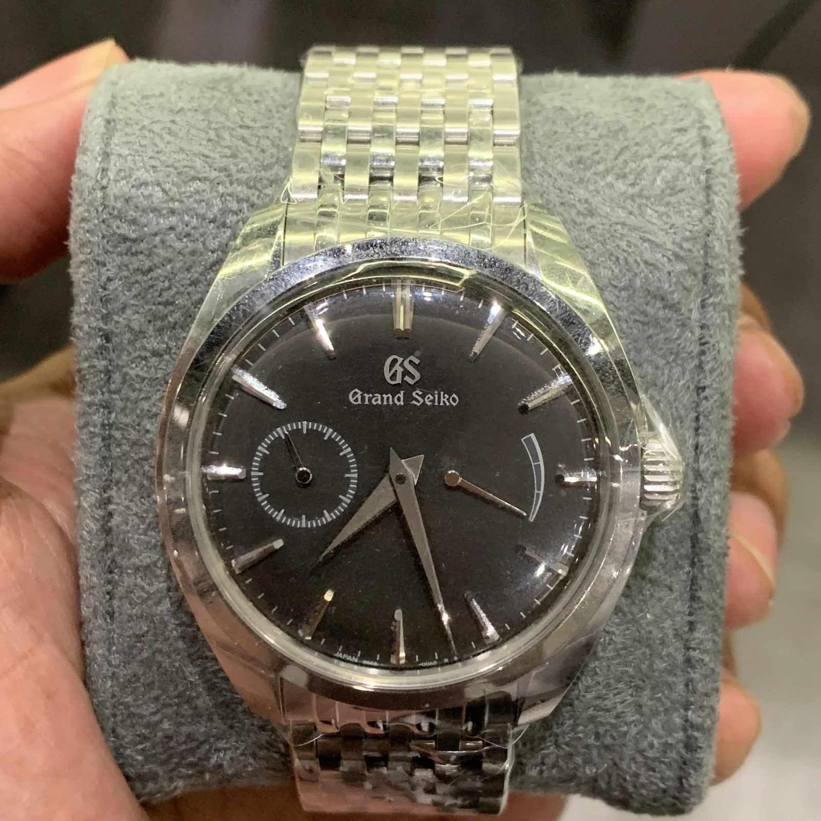 Thumb Ellengance Collection SBGK009 Stainless Steel Grey
