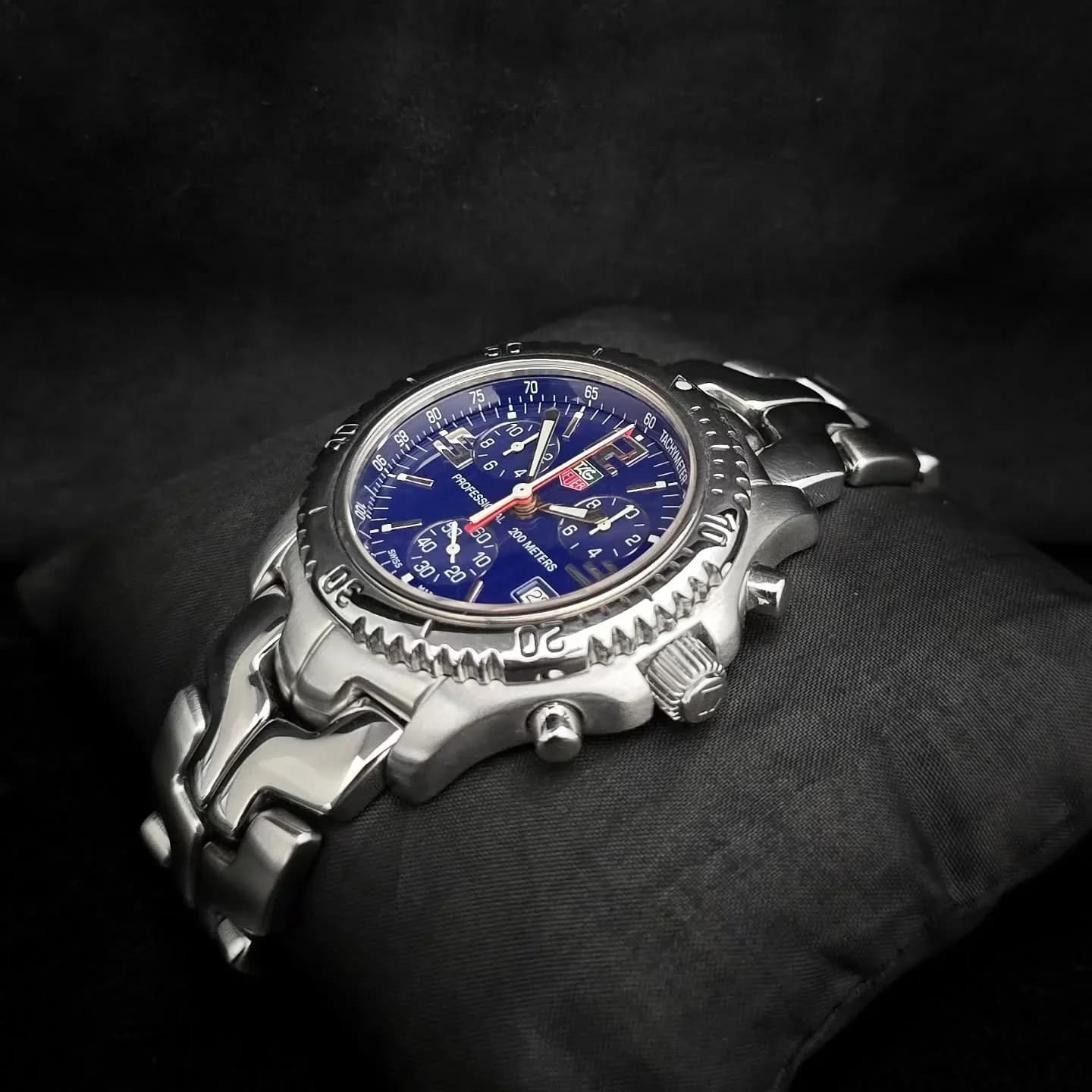 Thumb Link Quartz Professional Chronograph Stainless Steel / Blue