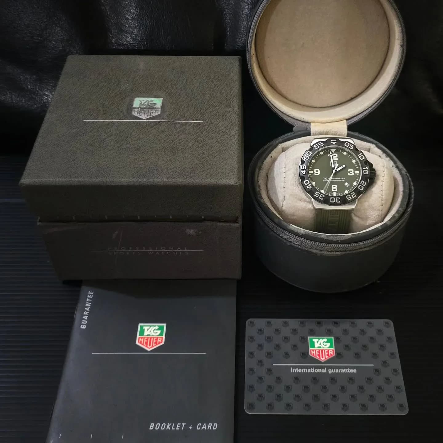 Thumb Formula 1 Quartz 41 Stainless Steel / Green / Rubber