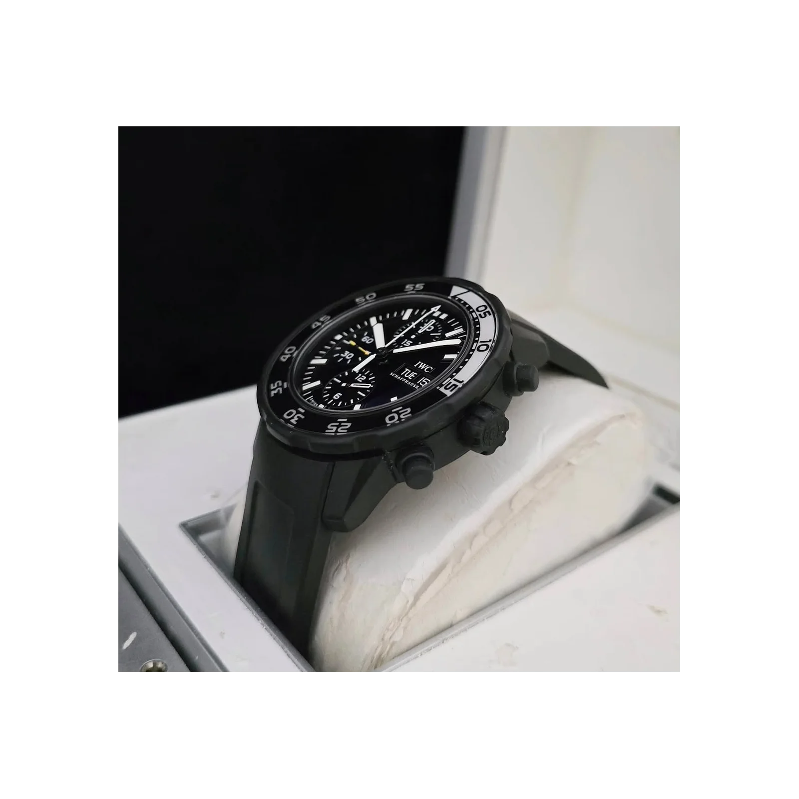 Thumb Aquatimer Chronograph Stainless Steel / Black / Rubber / Galapagos Islands