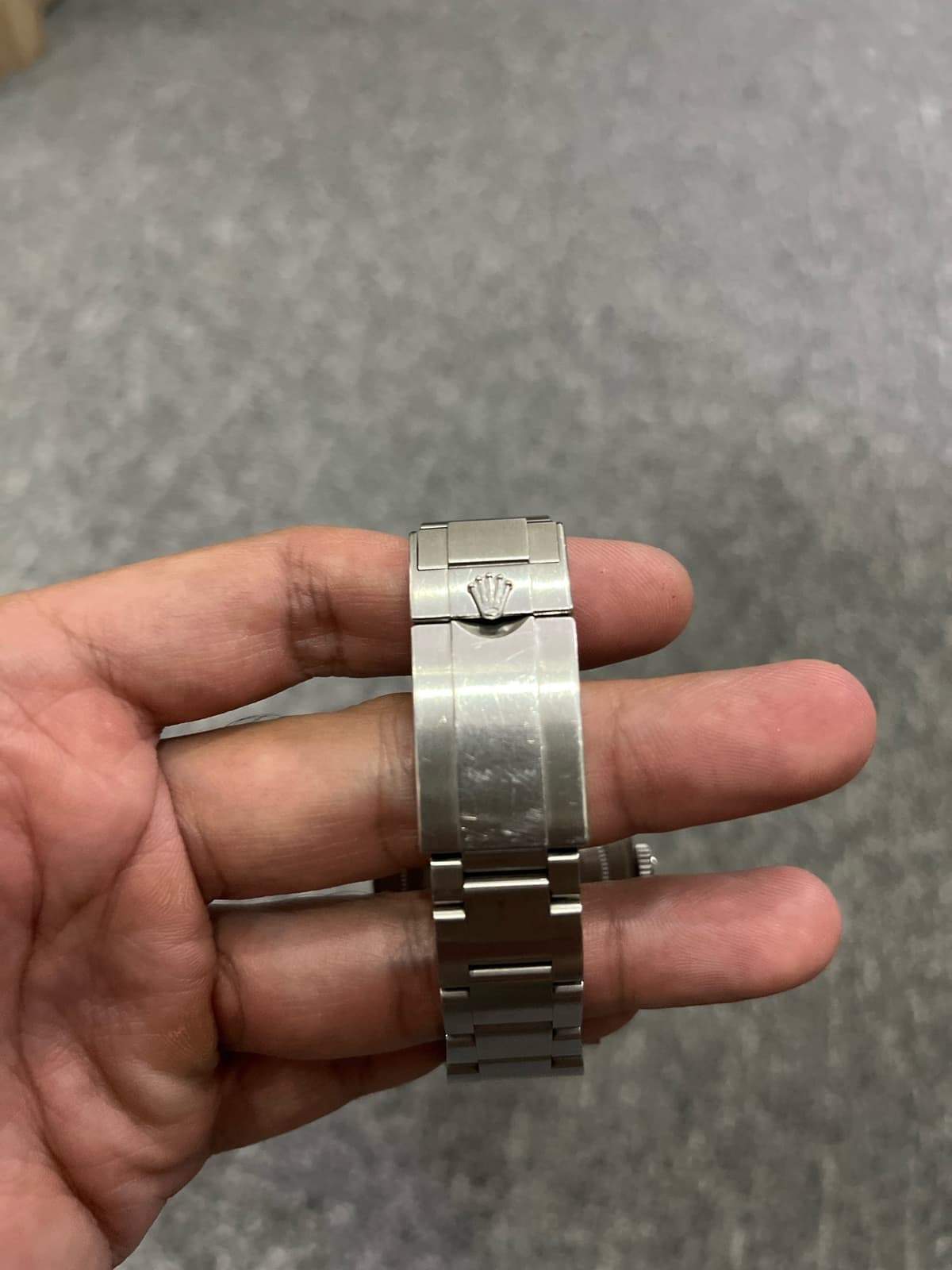 Thumb Explorer 39 Stainless Steel / Black