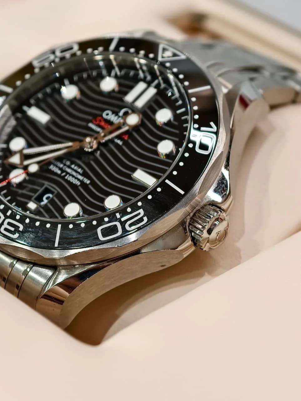 Thumb Seamaster Diver 300M Master Co-Axial 42 Stainless Steel / Black / Bracelet