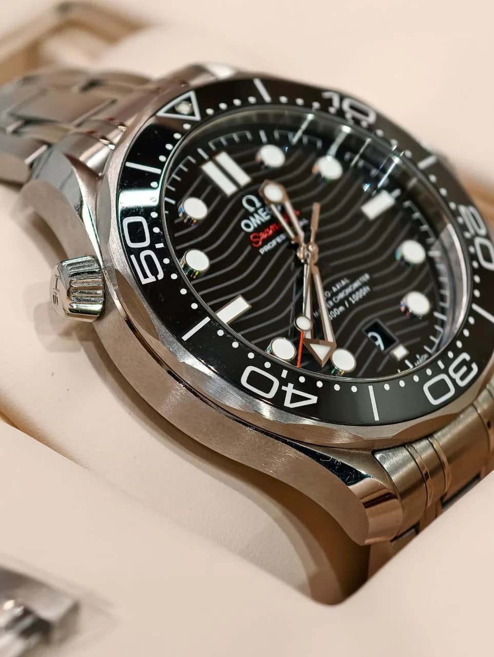 Thumb Seamaster Diver 300M Master Co-Axial 42 Stainless Steel / Black / Bracelet