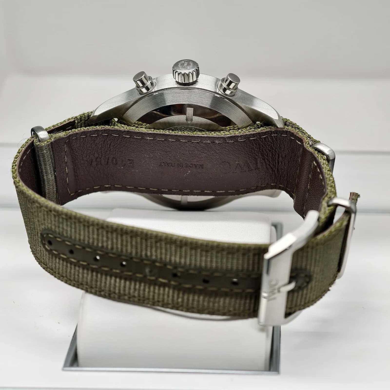 Thumb Pilot's Watch Chronograph Tribute to 3706