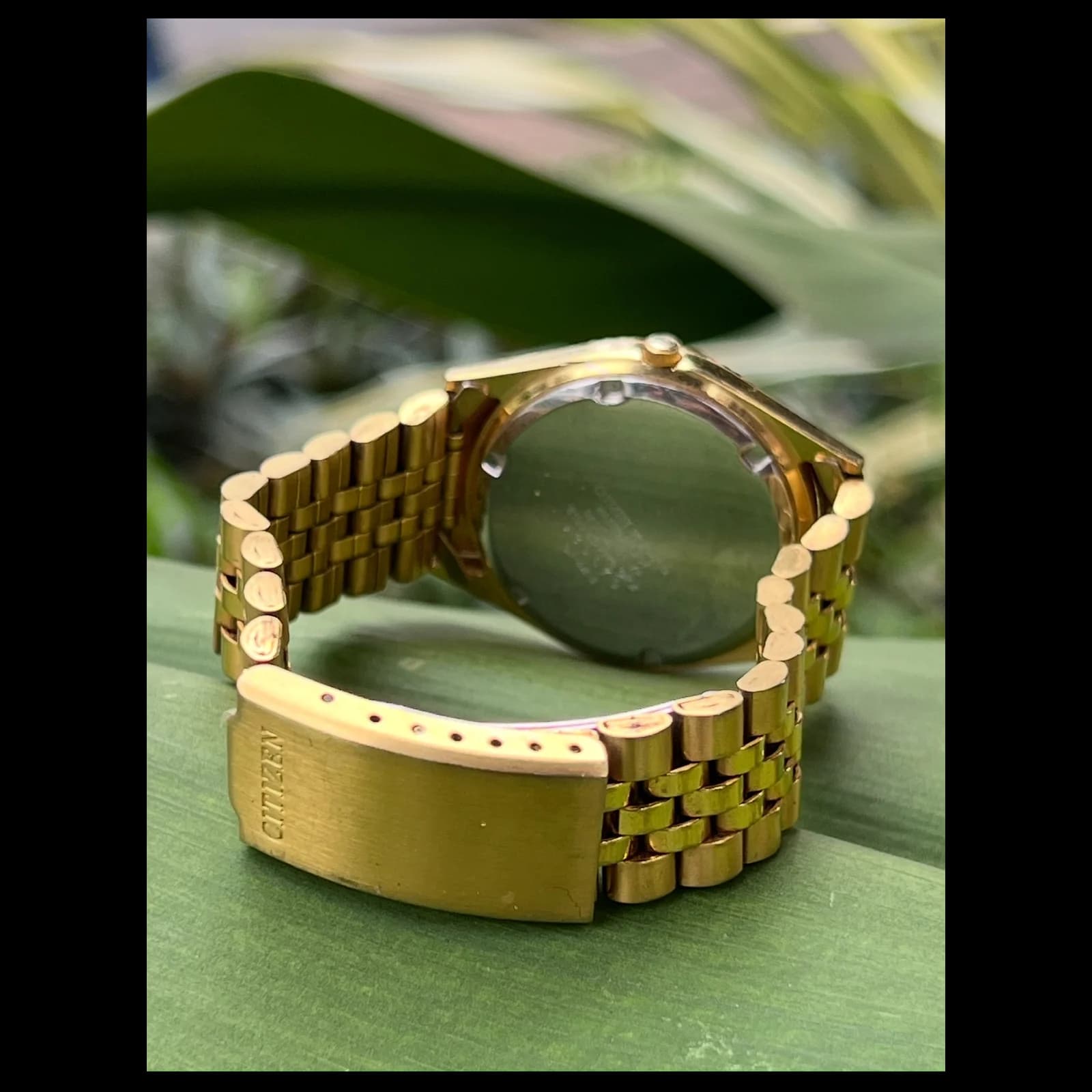 Thumb Citizen CQ Gold Tone