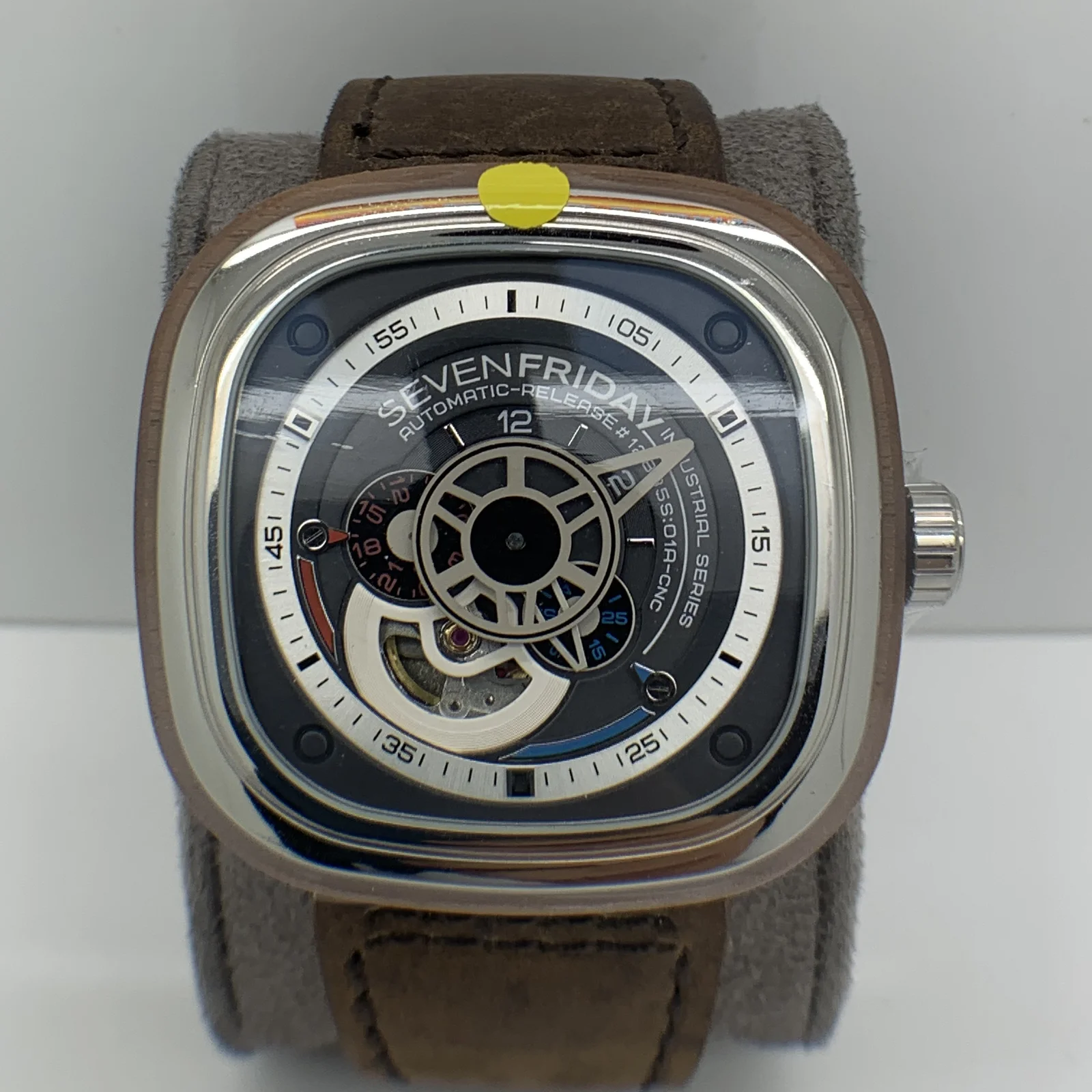 P1B/01 Industrial Essence