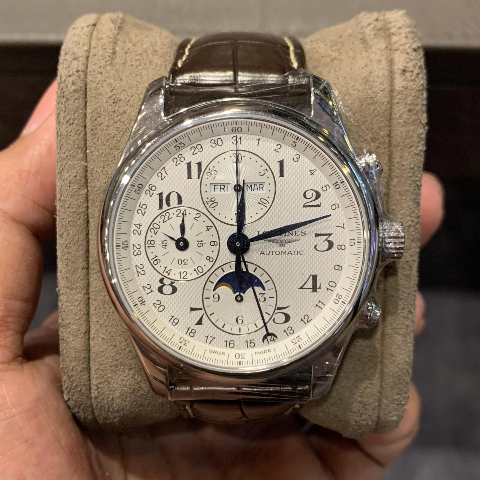 Master Collection 42 Chronograph Calendar Stainless Steel / Silver-Arabic / Alligator