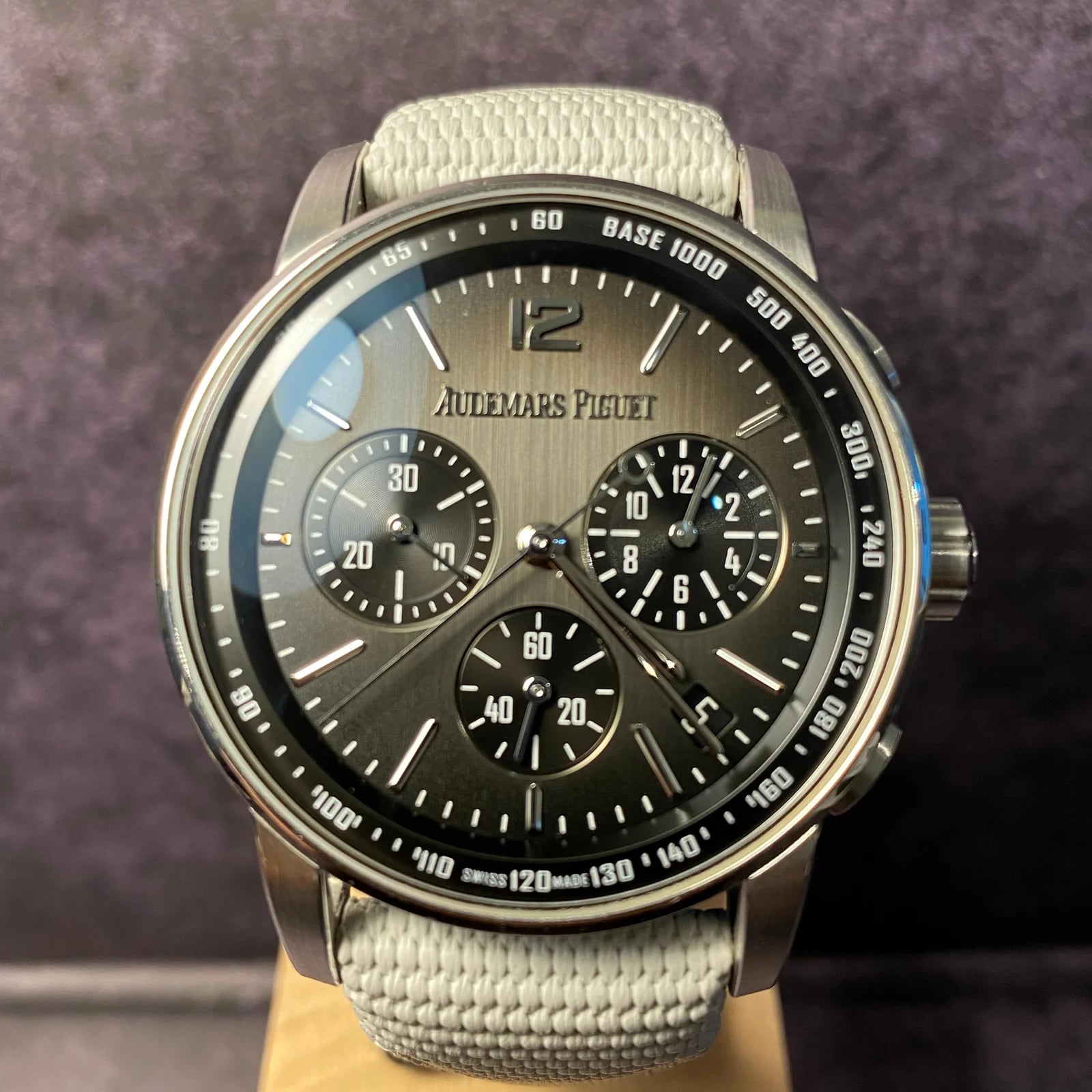 CODE 11.59 Chronograph Selfwinding White Gold / Ceramic / Grey / Fabric
