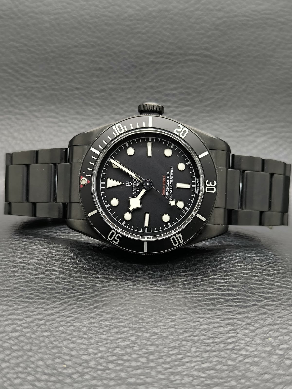 Heritage Black Bay Black Dark / Straight End Bracelet