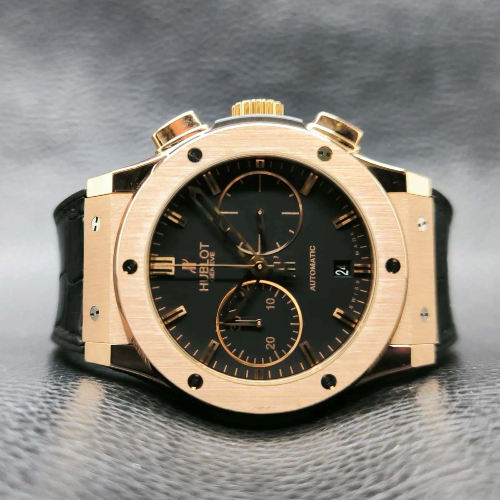 Classic Fusion 42 Chronograph King Gold / Black / Rubber