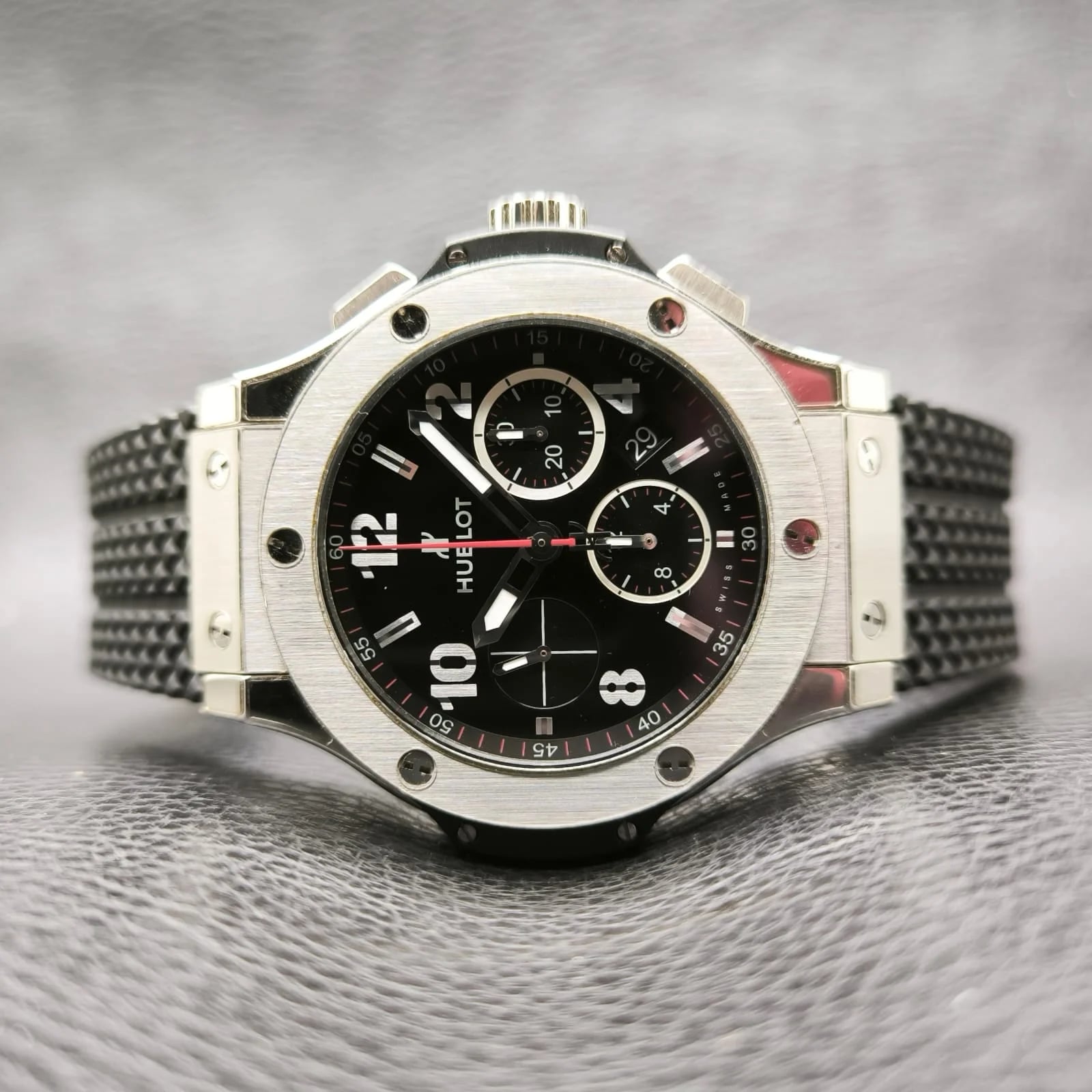 Big Bang Original 44 Stainless Steel / Black / Rubber