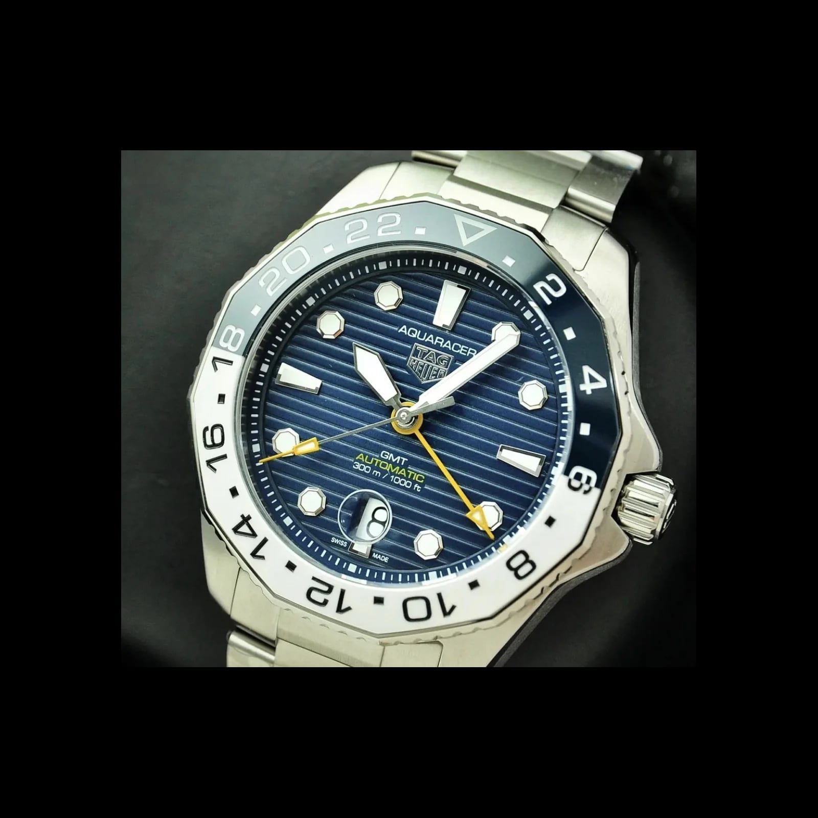Aquaracer Professional 300 GMT Stainless Steel / Blue / Bracelet