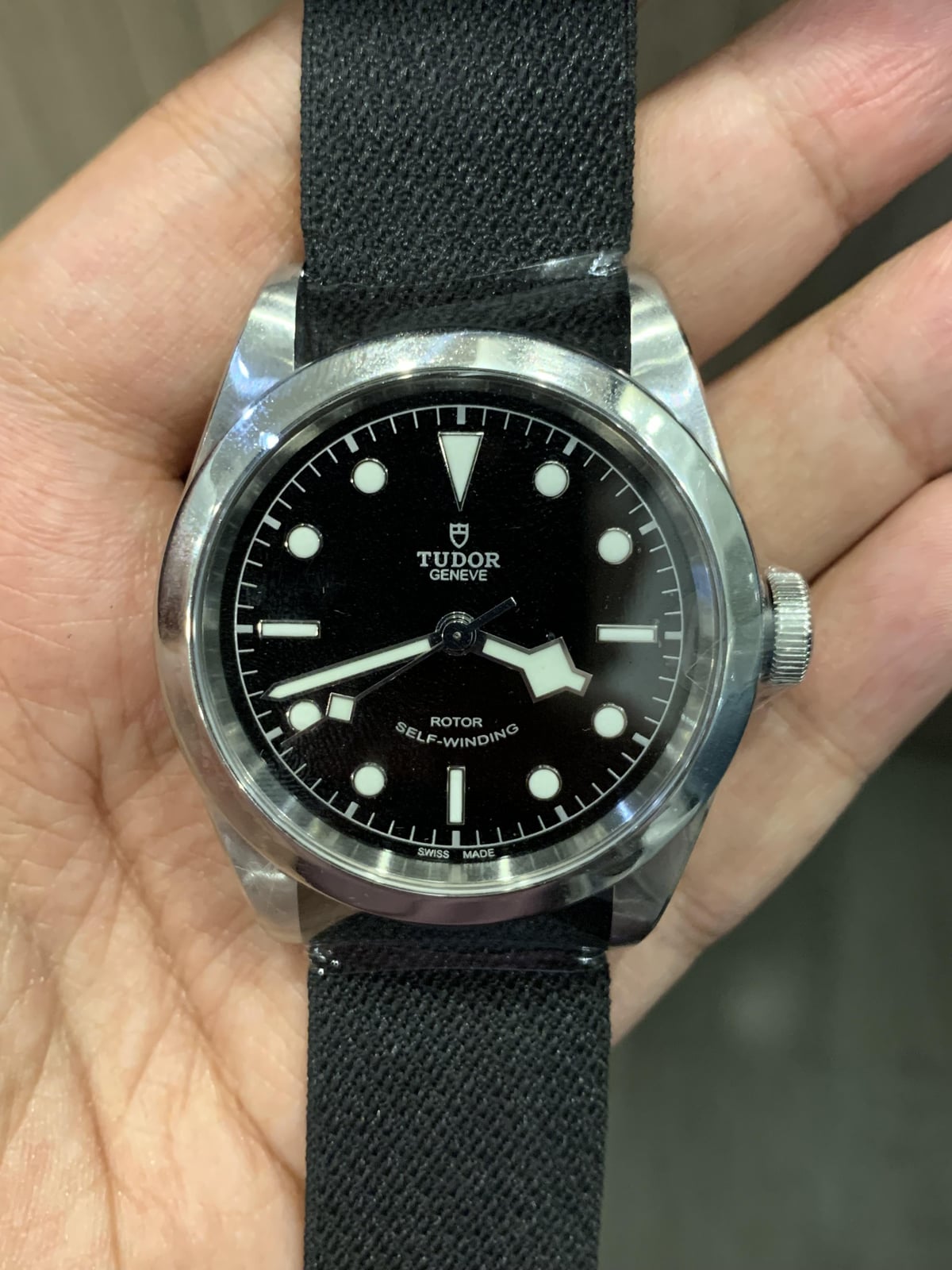 Heritage Black Bay 41 Black / Strap