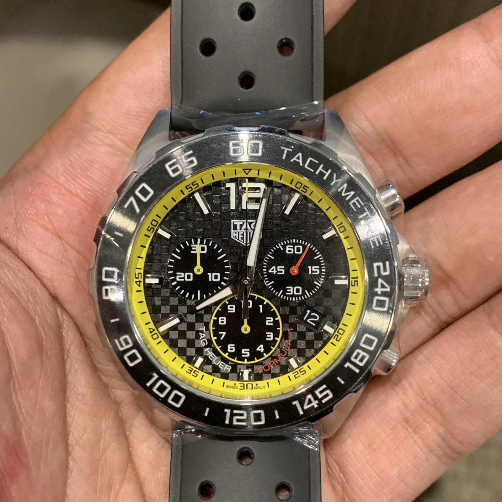 Formula 1 Chronograph Quartz Stainless Steel / Carbon - Yellow / Bracelet