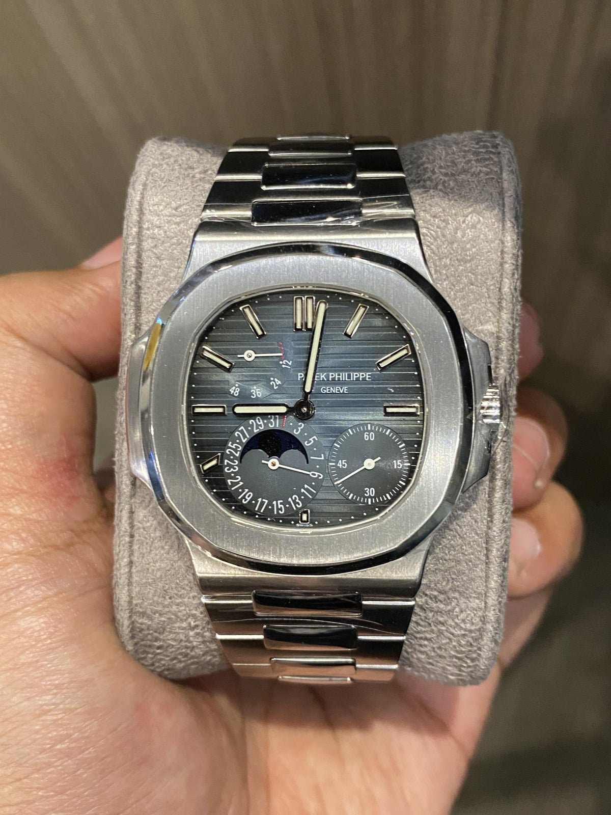 Nautilus 5712 Stainless Steel / Blue