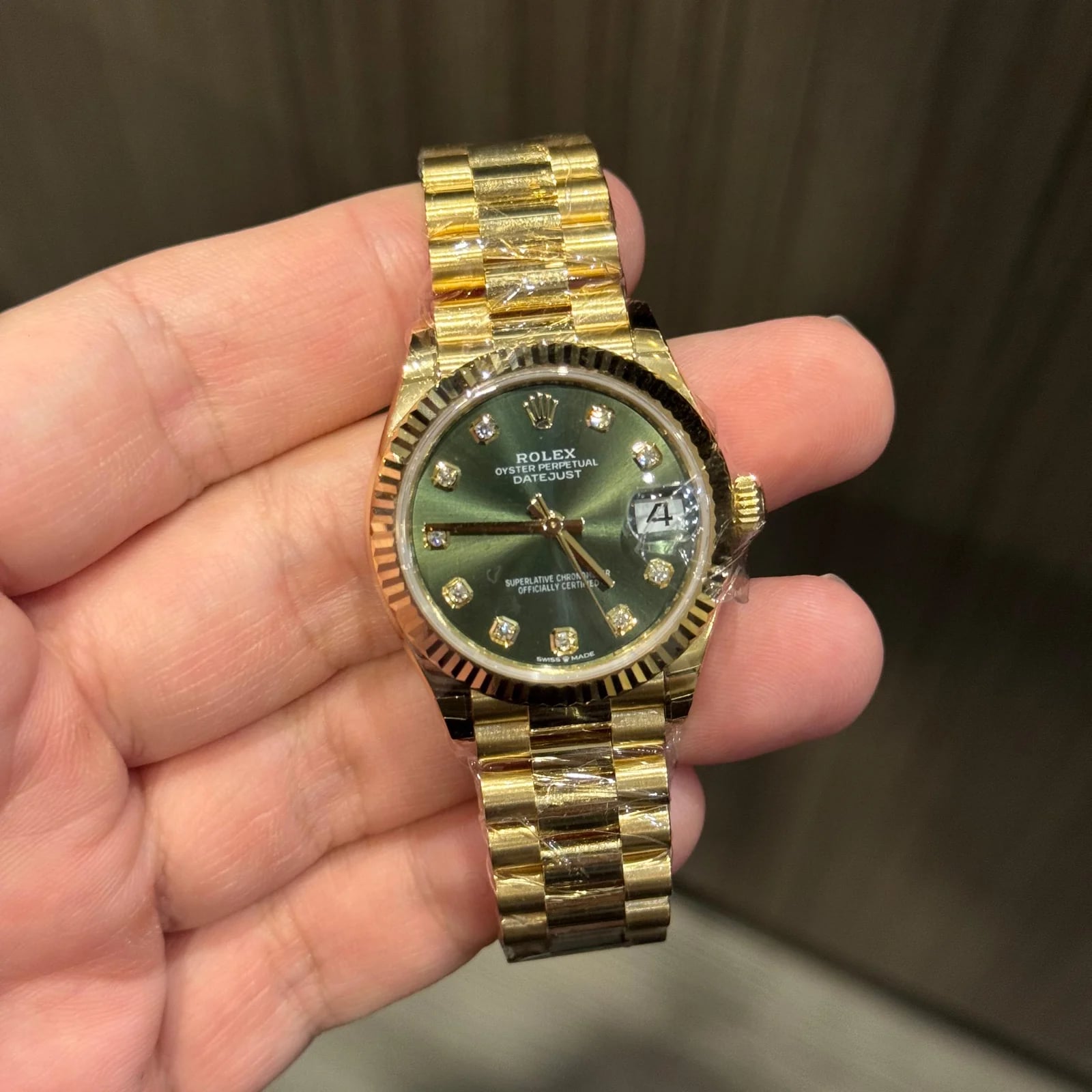 Datejust 31 Yellow Gold / Fluted / Olive - Diamond / President