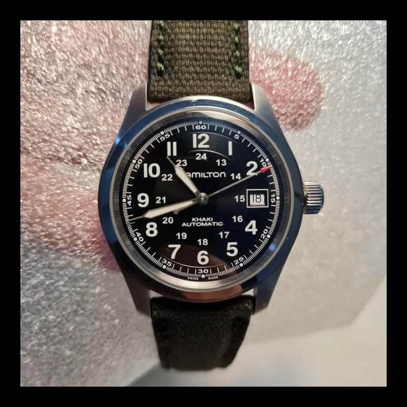 Khaki Field Automatic 38 Stainless Steel / Black
