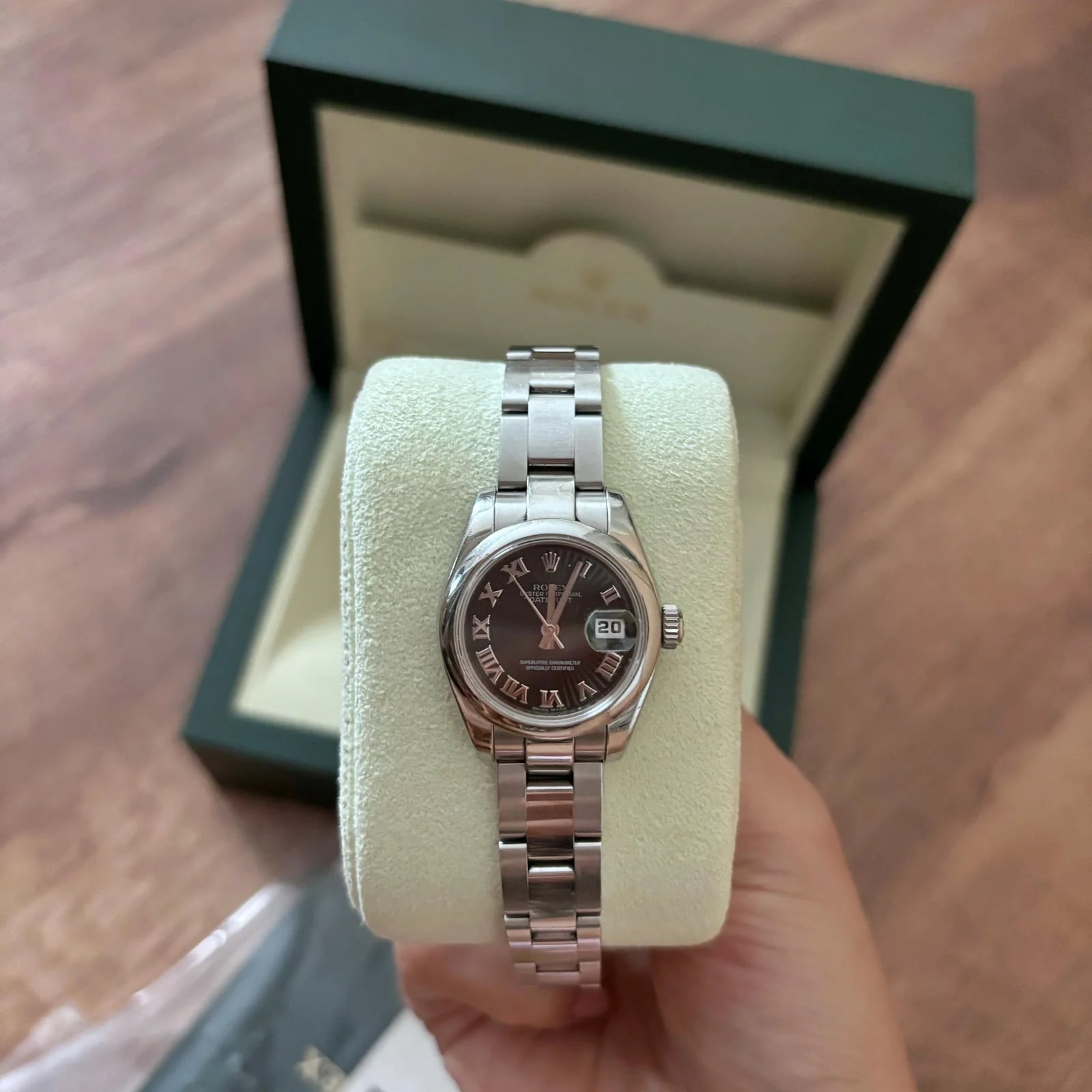 Lady-Datejust 26 Black Roman Oyster