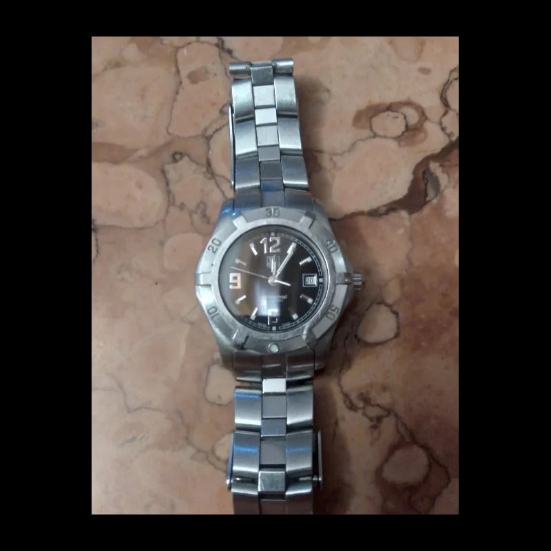 2000 Exclusive Quartz Stainless Steel / Black / Bracelet