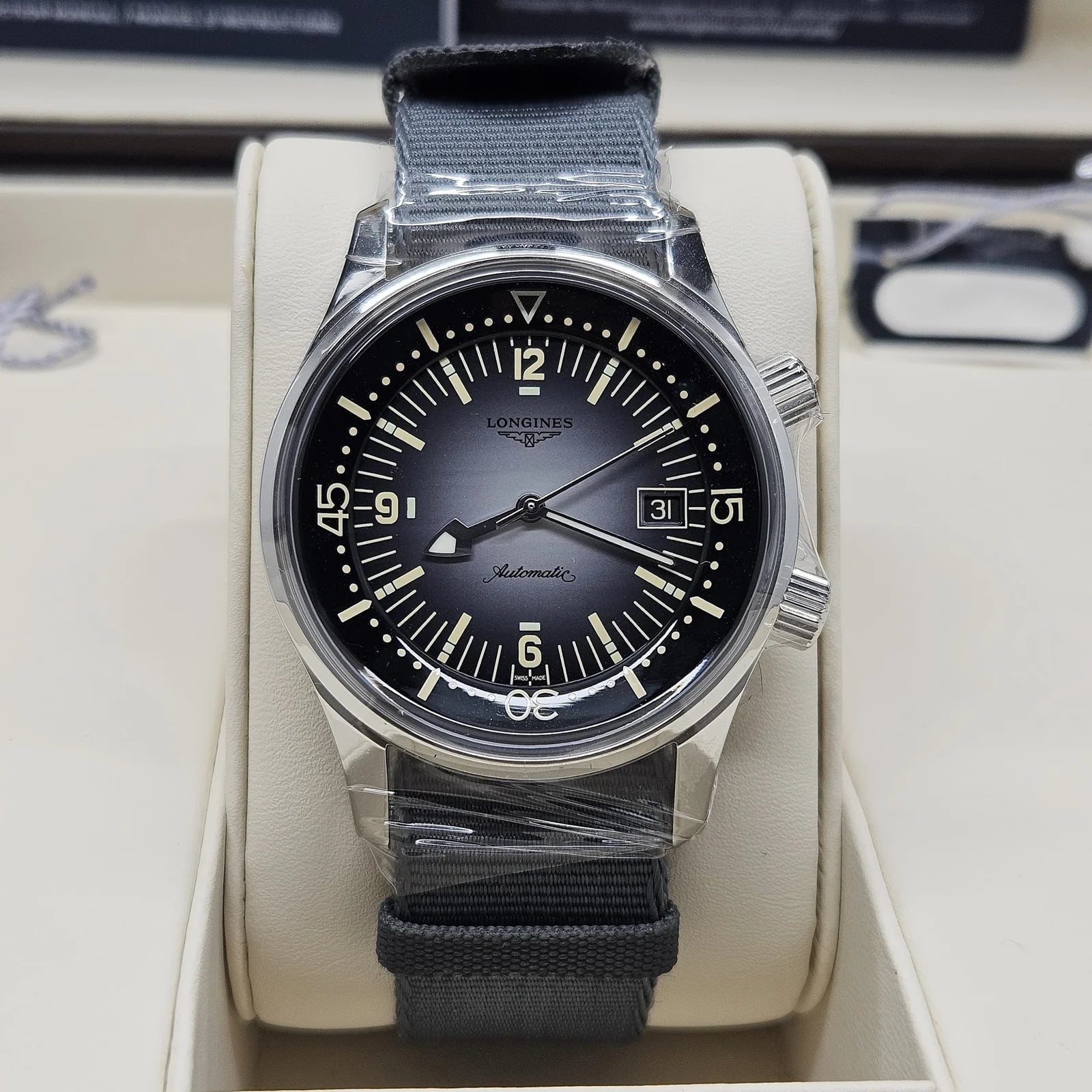 Legend Diver Date Stainless Steel / Grey
