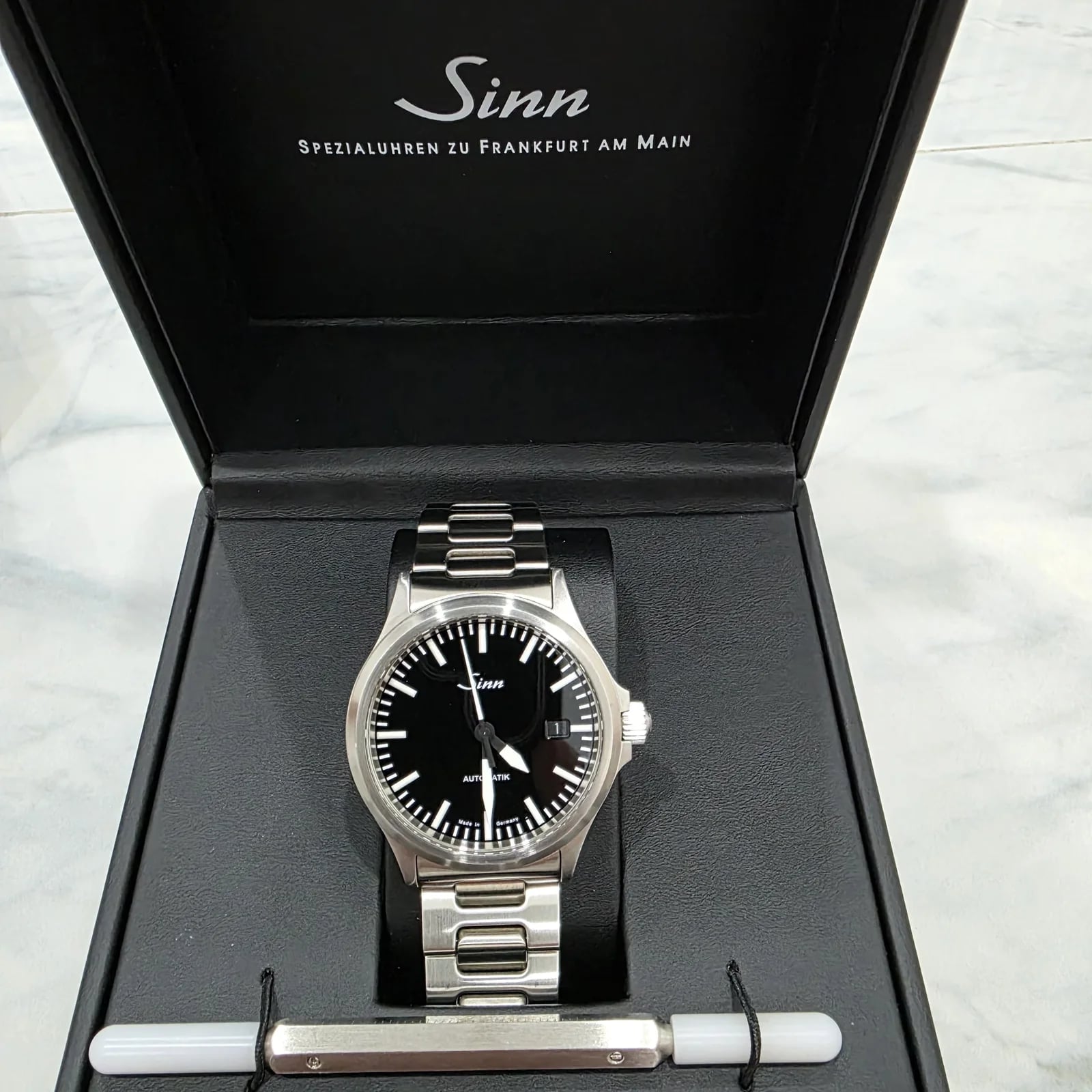 Series 556 I