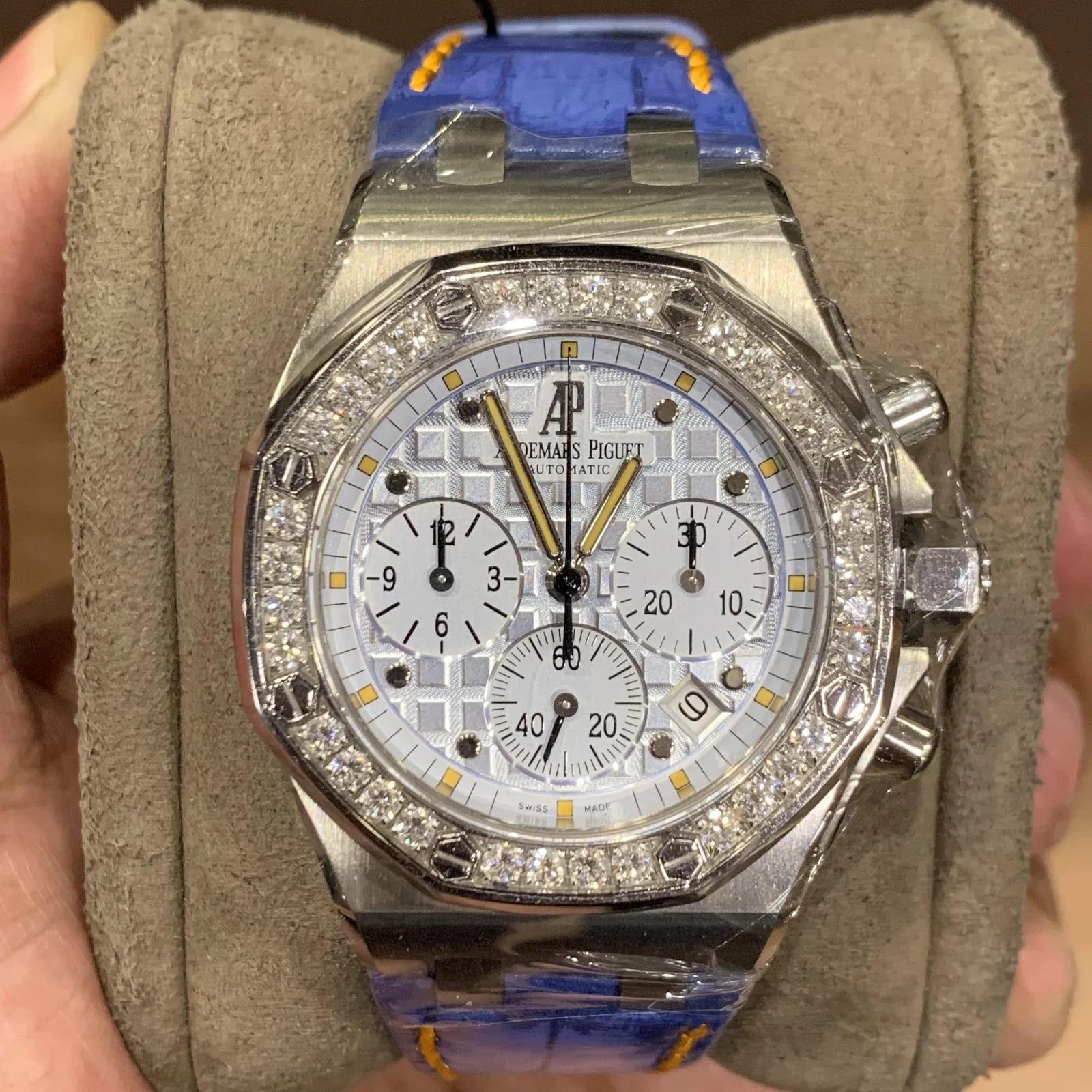 Royal Oak Offshore Lady Diamond Bezel Boutique Special Edition Blue Jeans