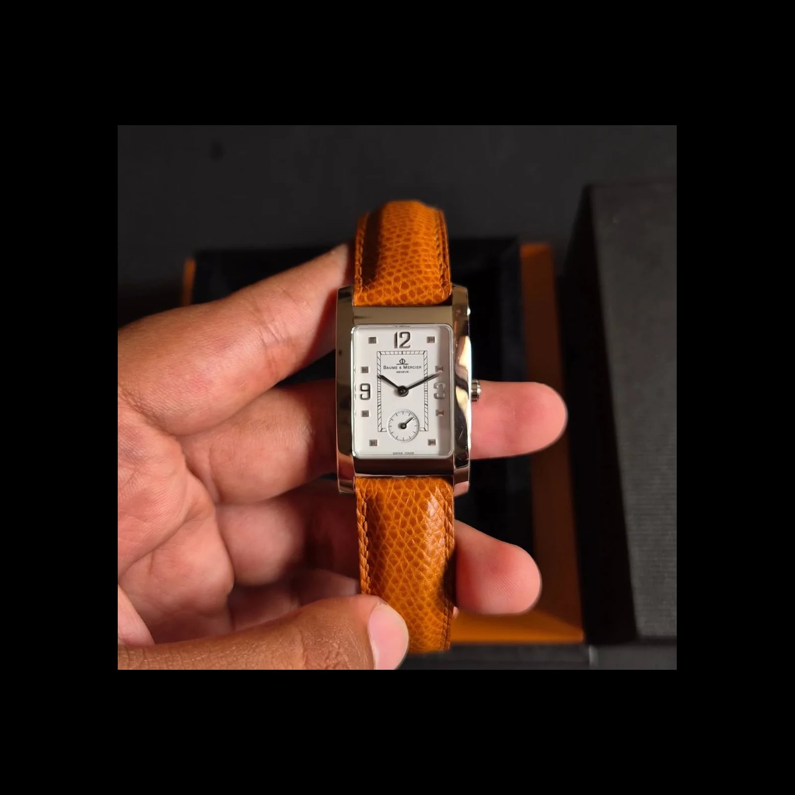 Hampton Classic Midsize Quartz