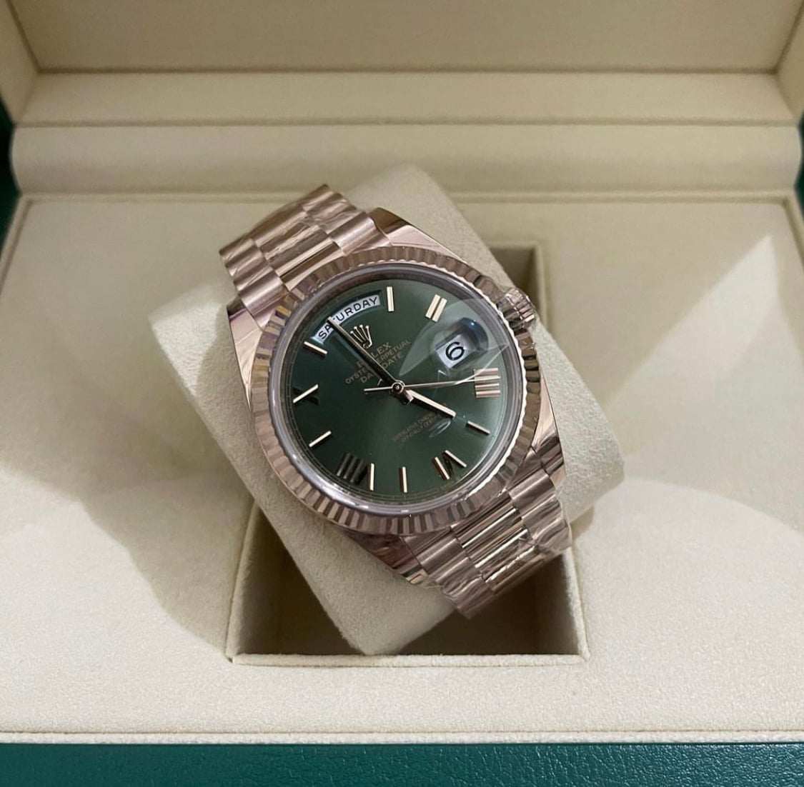 Day-Date 40 Everose / Olive - Roman