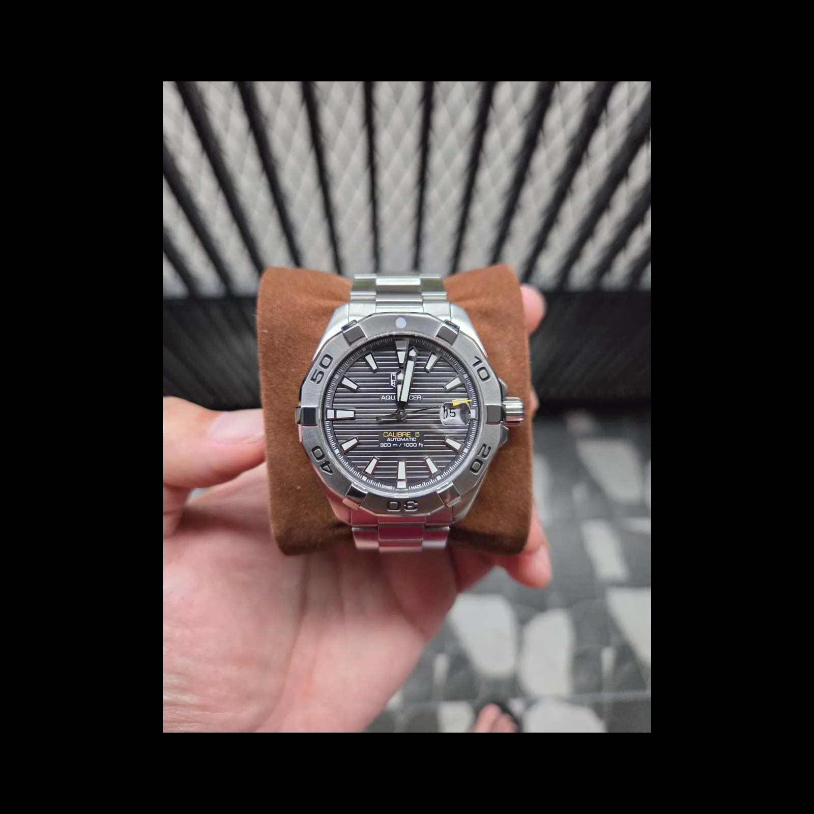 Aquaracer 300M Calibre 5 Automatic 41 Stainless Steel / Grey / Bracelet