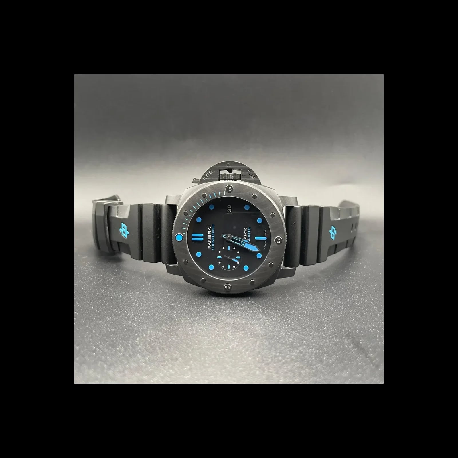 Luminor Submersible 47 3 Days Automatic Carbotech