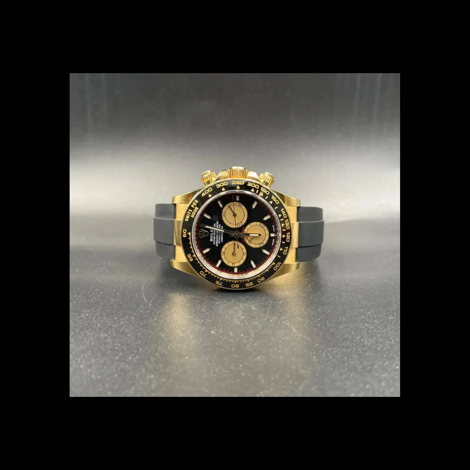 Cosmograph Daytona Yellow Gold - Cerachrom / Black - Champagne / Oysterflex