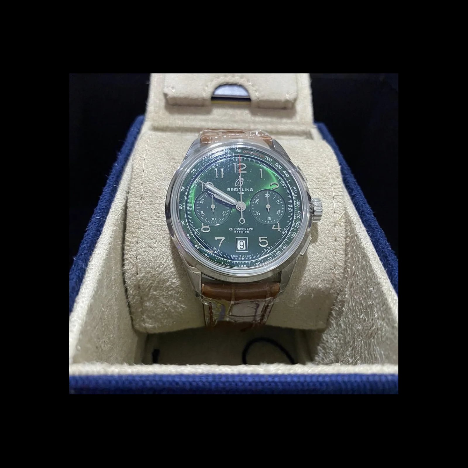 Premier B01 Chronograph 42 Stainless Steel / Green / Alligator - Pin