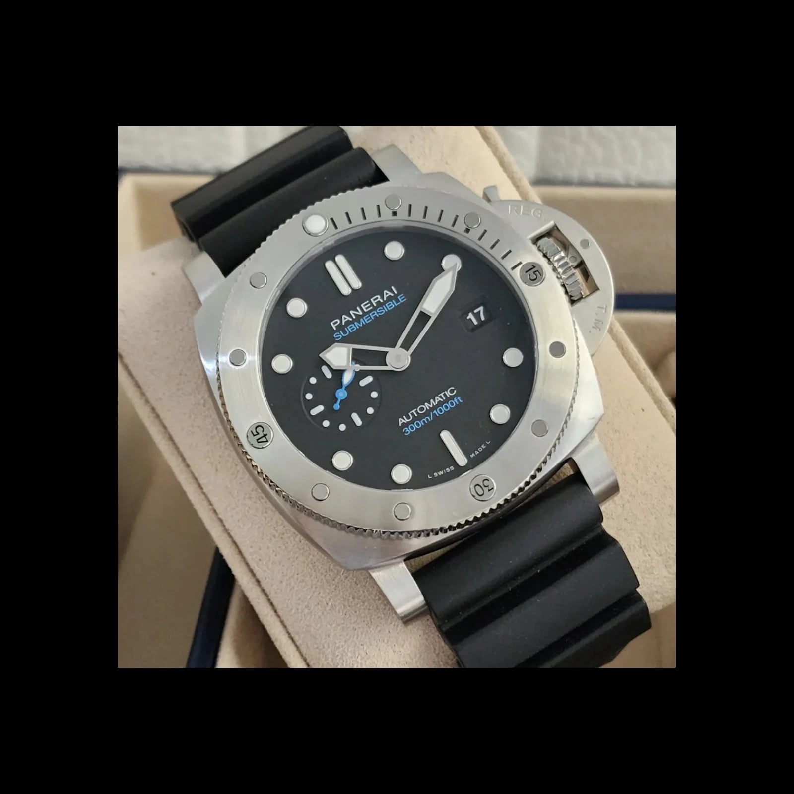 Submersible QuarantaQuattro