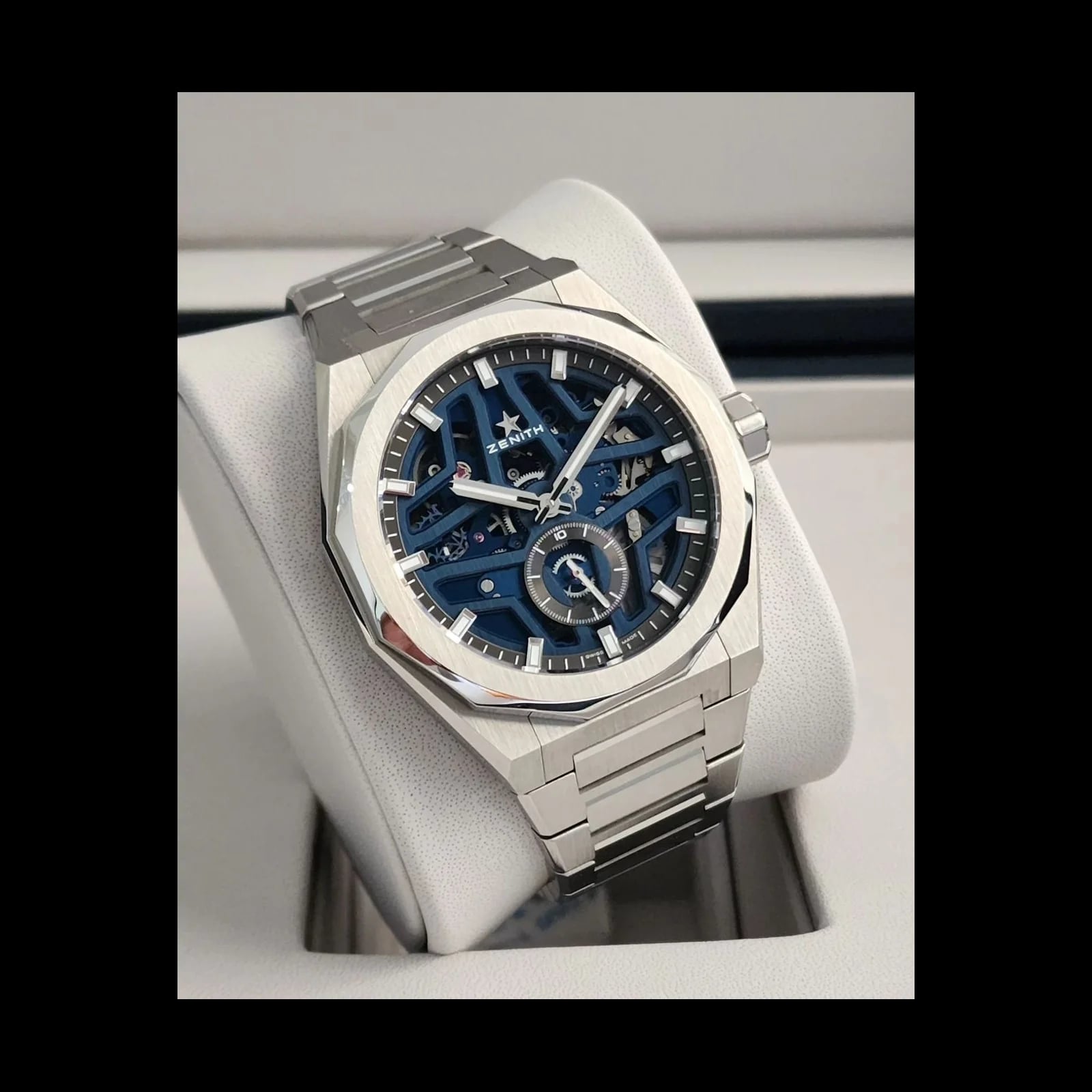 Defy Skyline Skeleton Stainless Steel / Blue