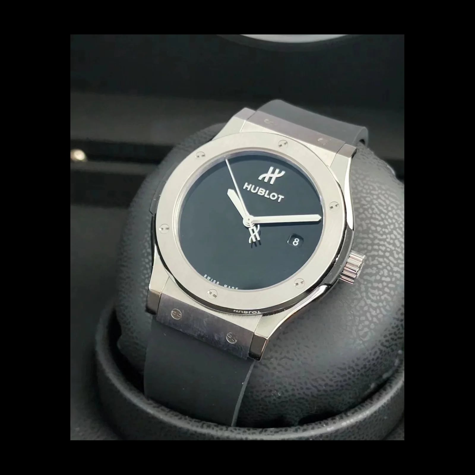 Classic Fusion Original 42 Titanium / Black