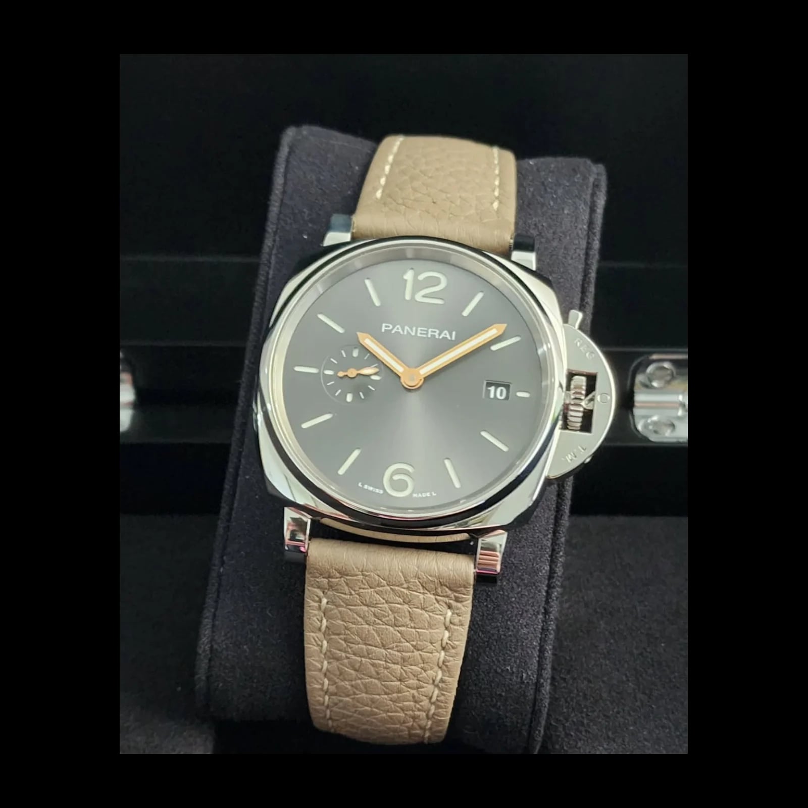 Luminor Due 42 3 Days Date Stainless Steel / Grey