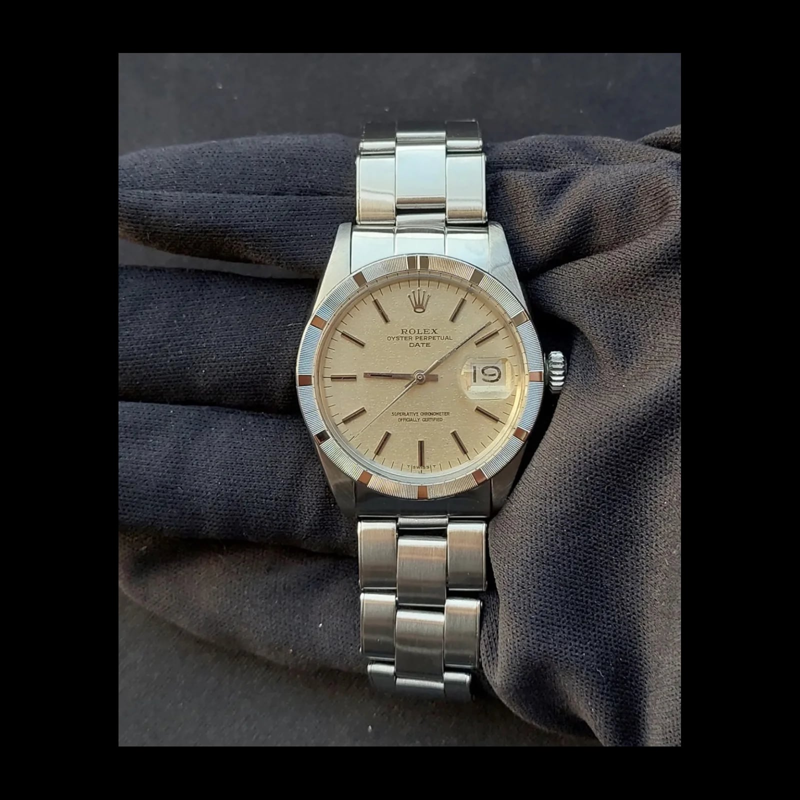 Oyster perpetual date 34 1501