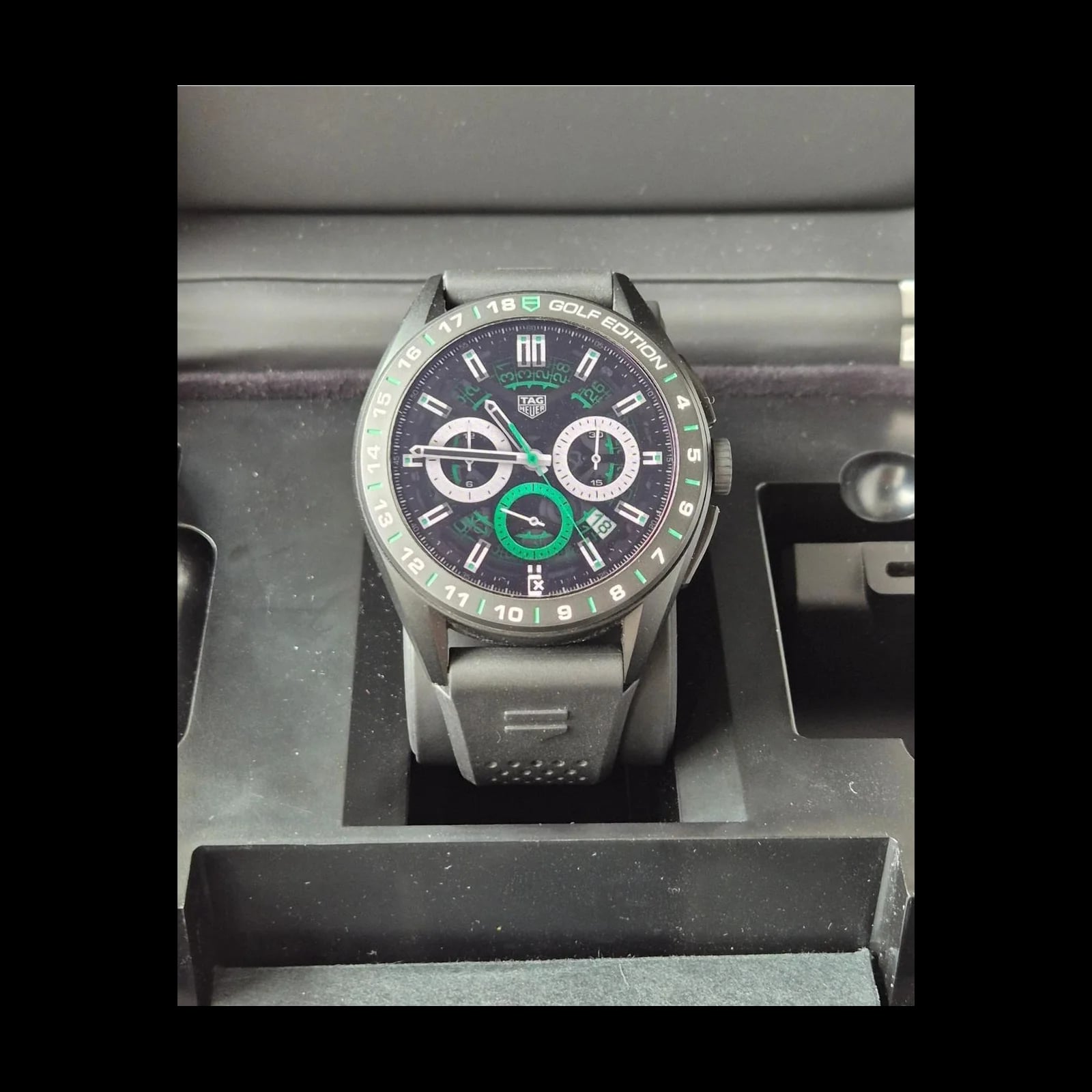 Connected Calibre E4 Golf Edition