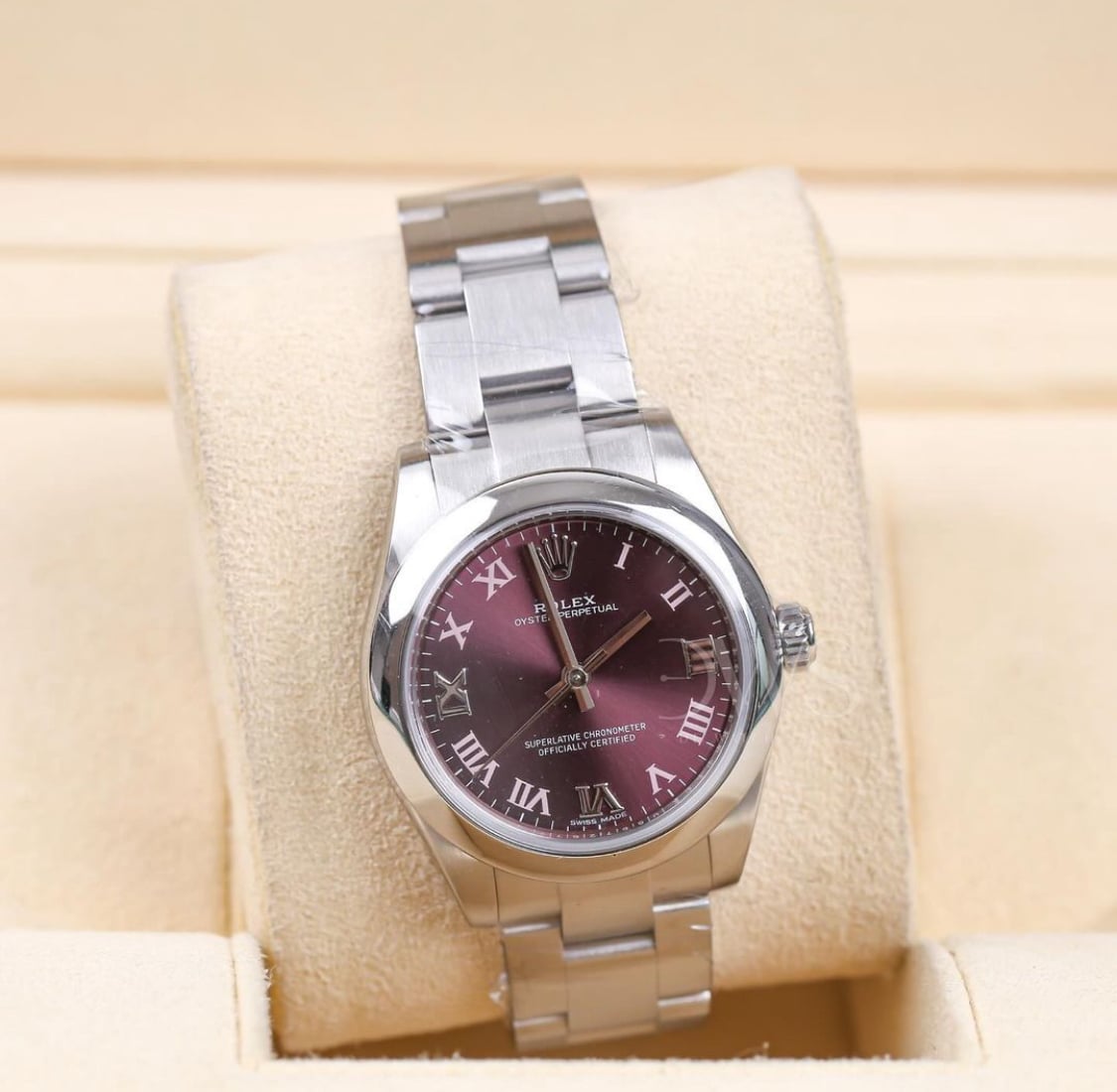 Oyster Perpetual 31 Red Grape Roman