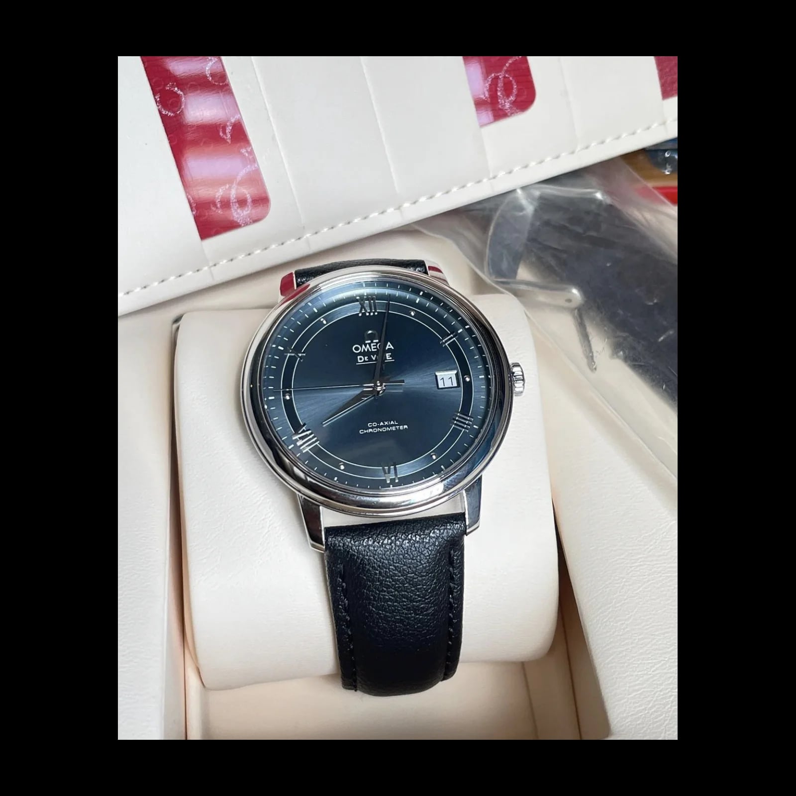 De Ville Prestige Co-Axial 39.5 Stainless Steel / Vintage Blue
