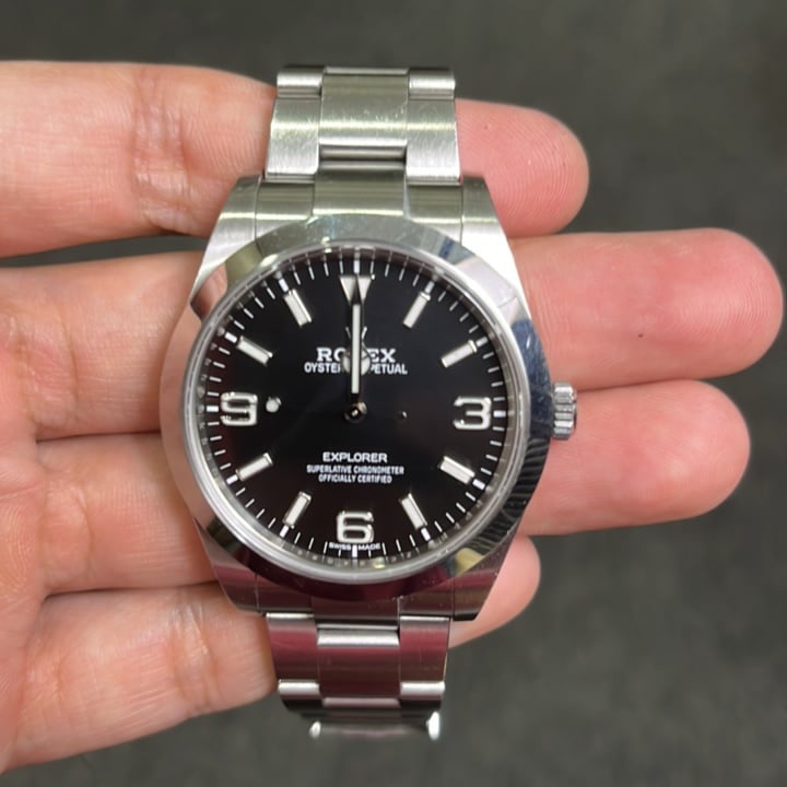 Explorer 39 Stainless Steel / Black