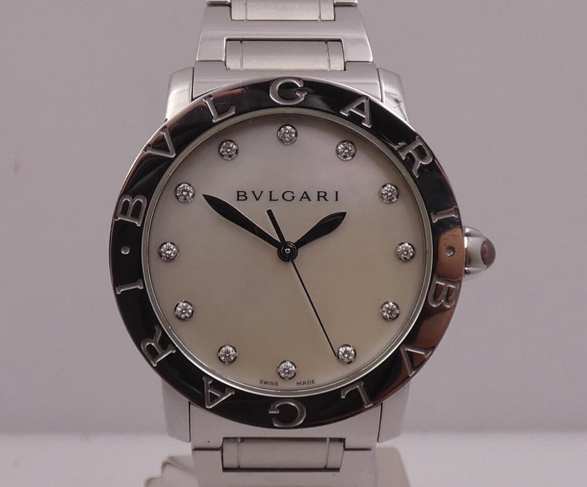 Automatic MOP Diamond Dial / Leather thumb