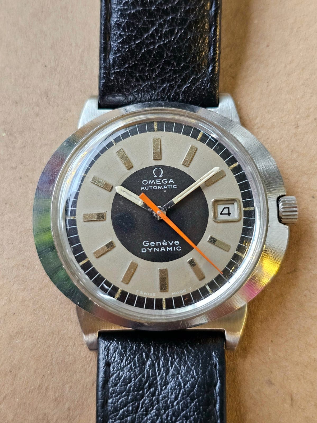 Genève Dynamic Automatic Grey thumb