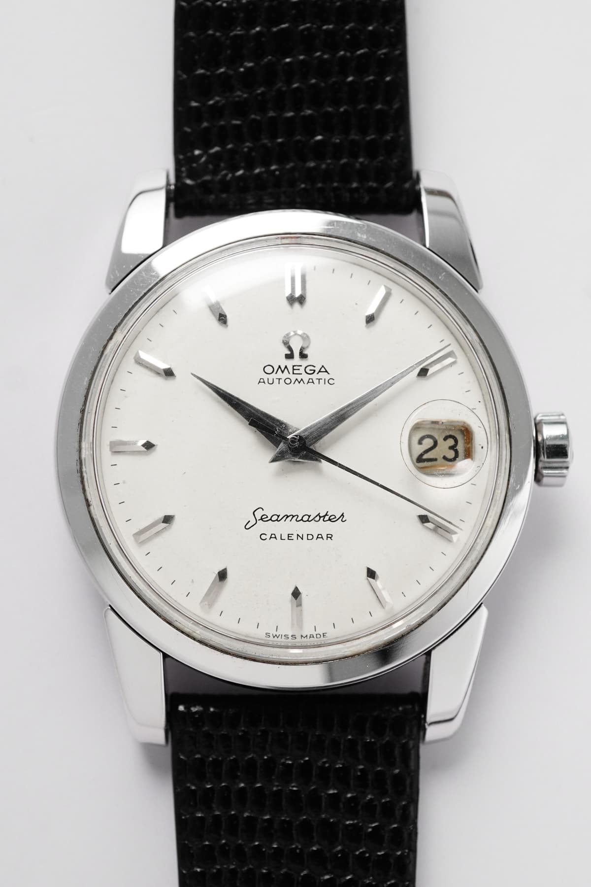 The Omega Seamaster Calendar thumb