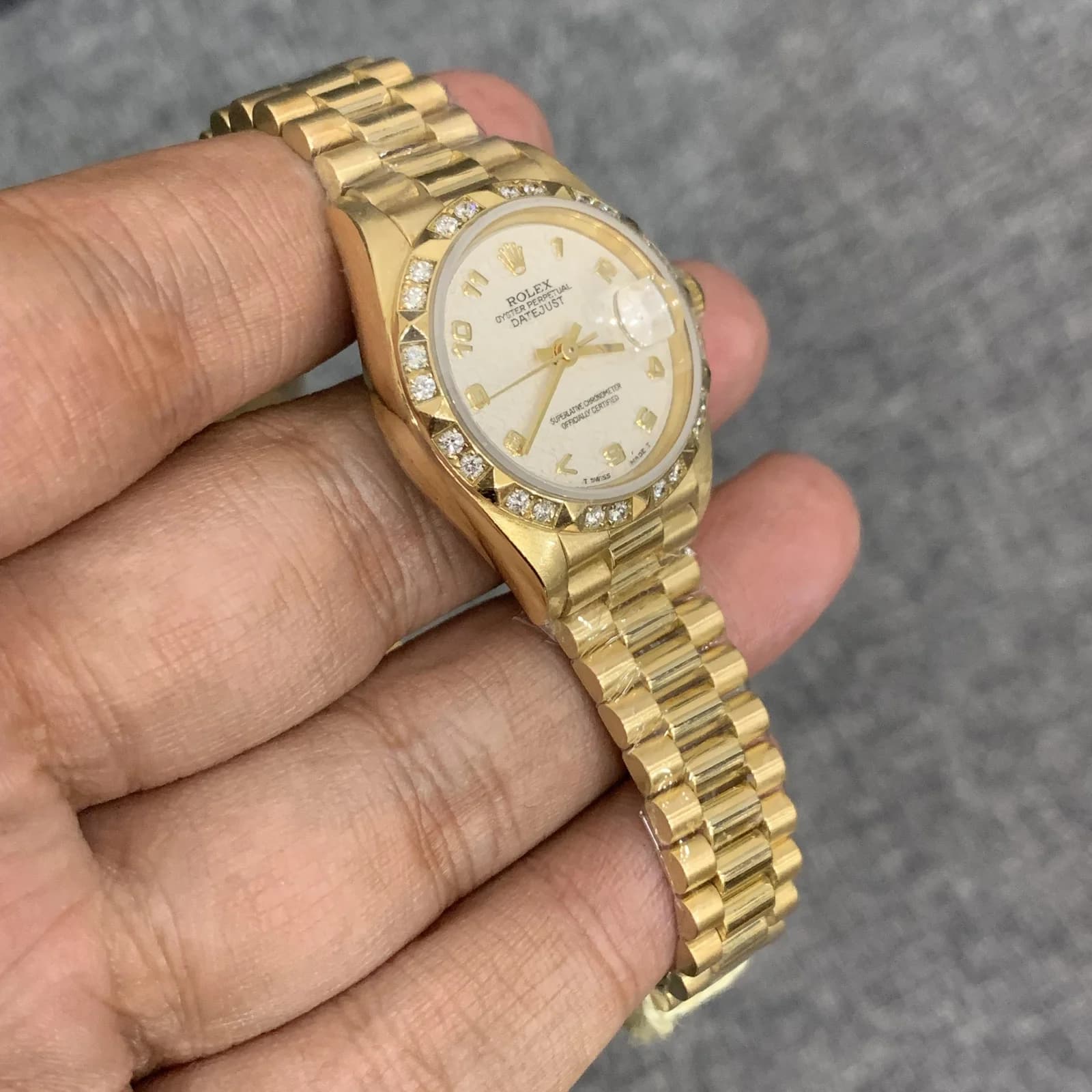 Thumb Lady-Datejust 26 Yellow Gold 69258