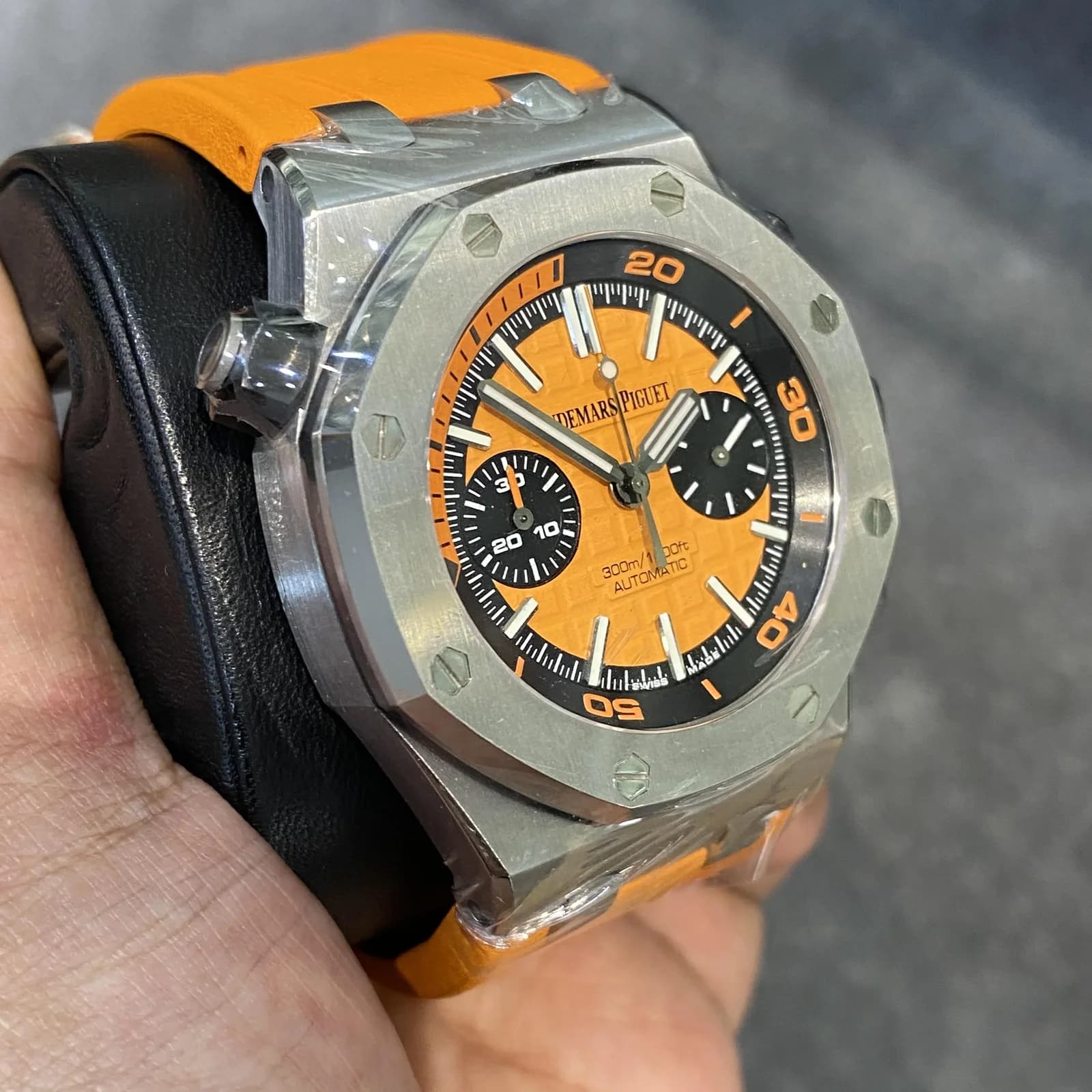 Thumb Royal Oak Offshore Diver Chronograph Orange