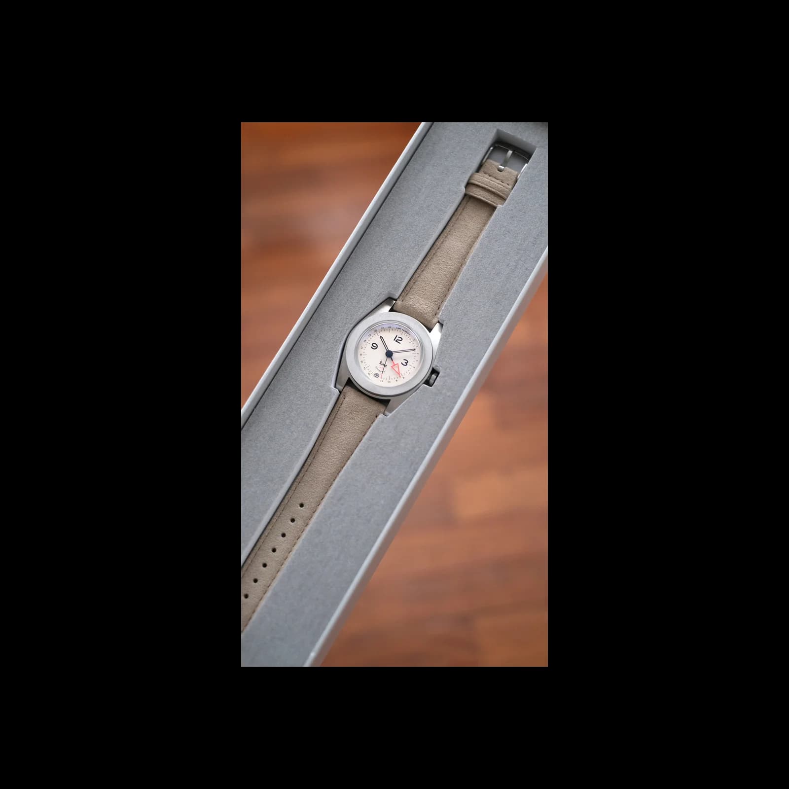 Thumb GMT Transit Ivory