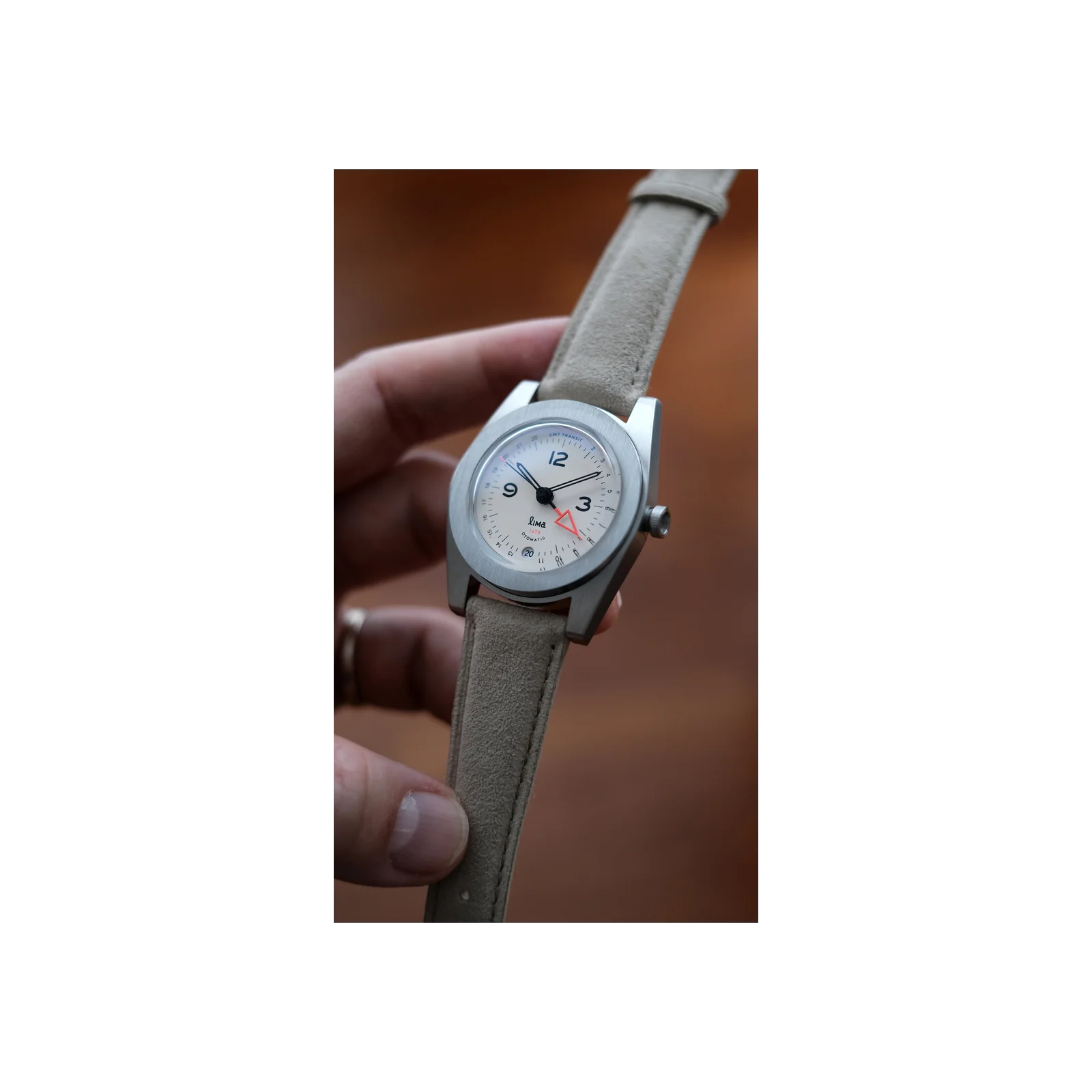 Thumb GMT Transit Ivory