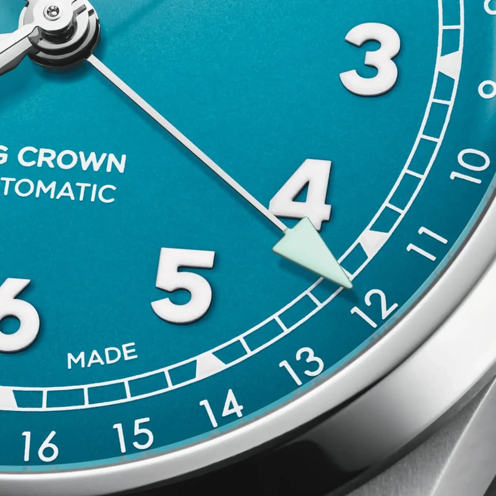 Thumb Big Crown Pointer Date 40 Stainless Steel / Turquoise / Bracelet